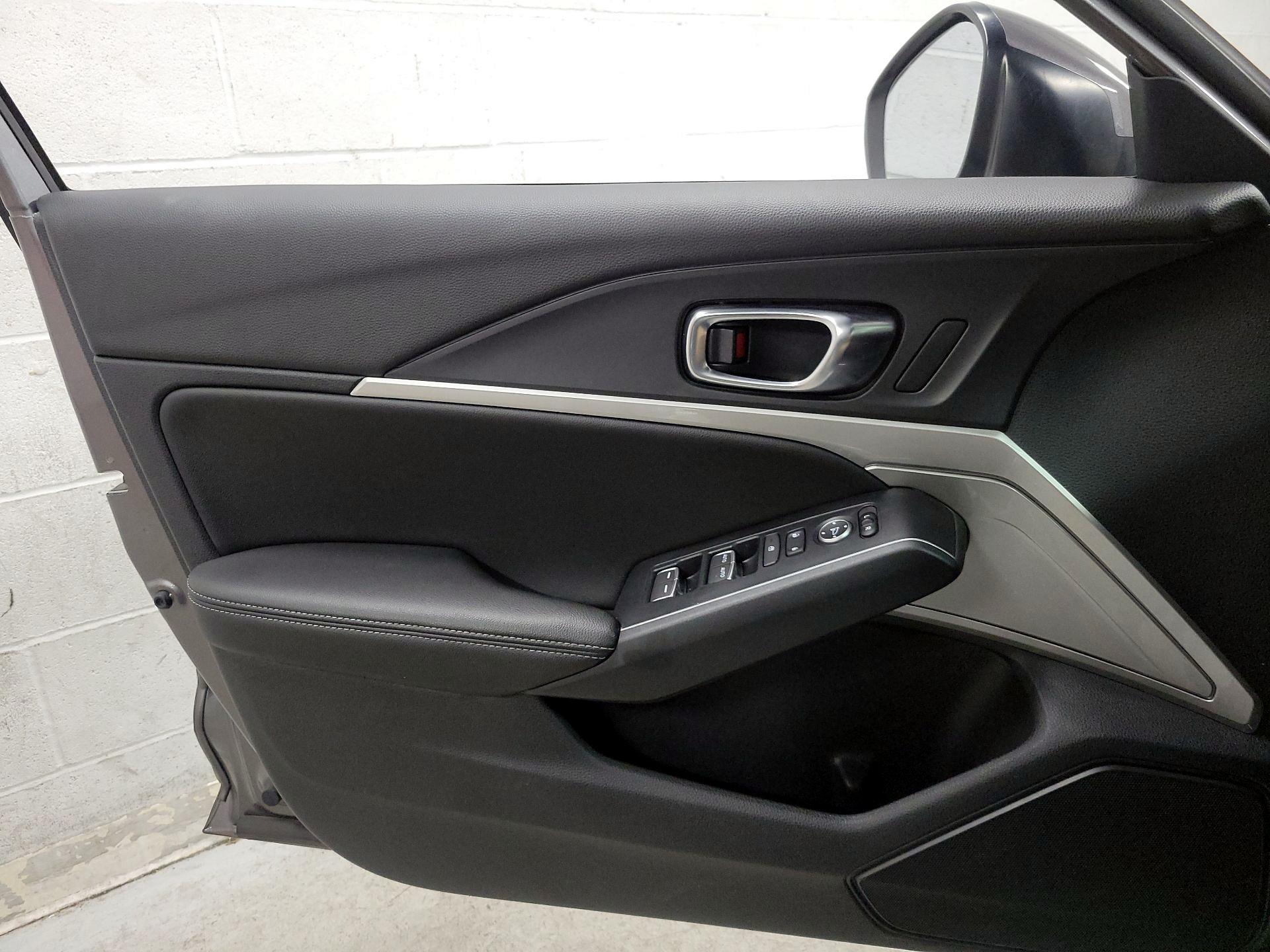 Thumbnail: 2023 Acura Integra - 12