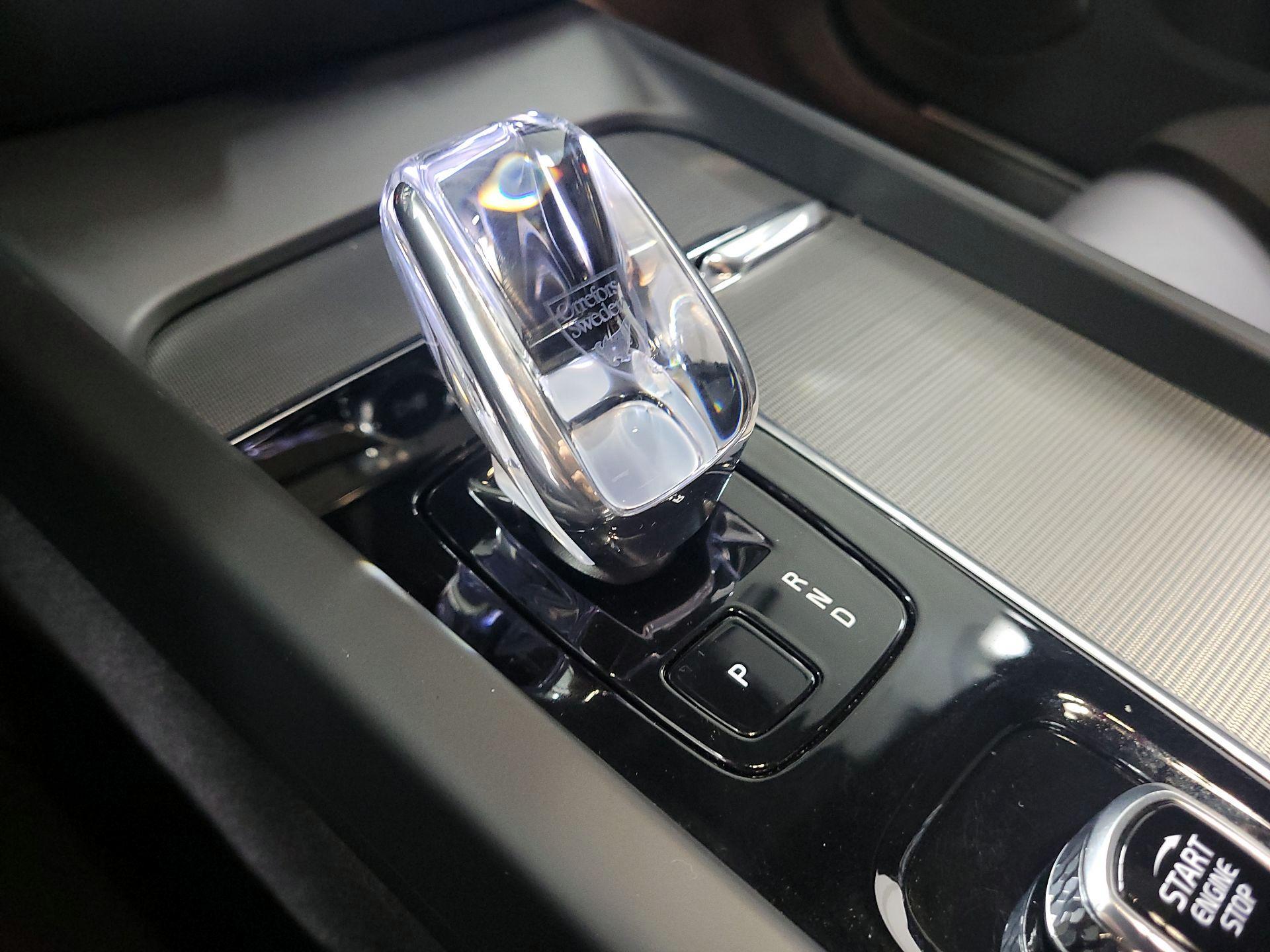 Thumbnail: 2024 Volvo S60 - 16