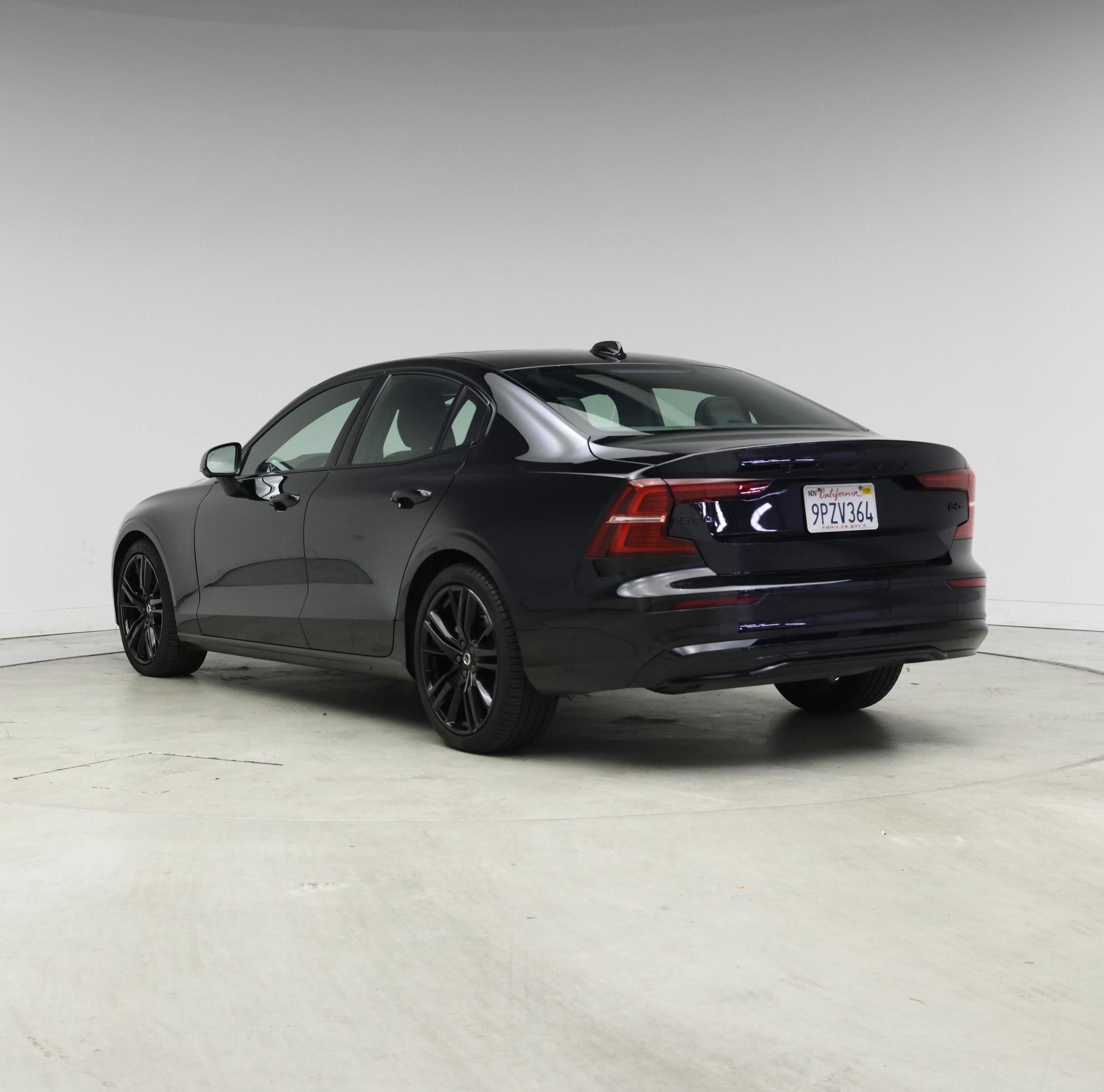 Thumbnail: 2024 Volvo S60 - 2