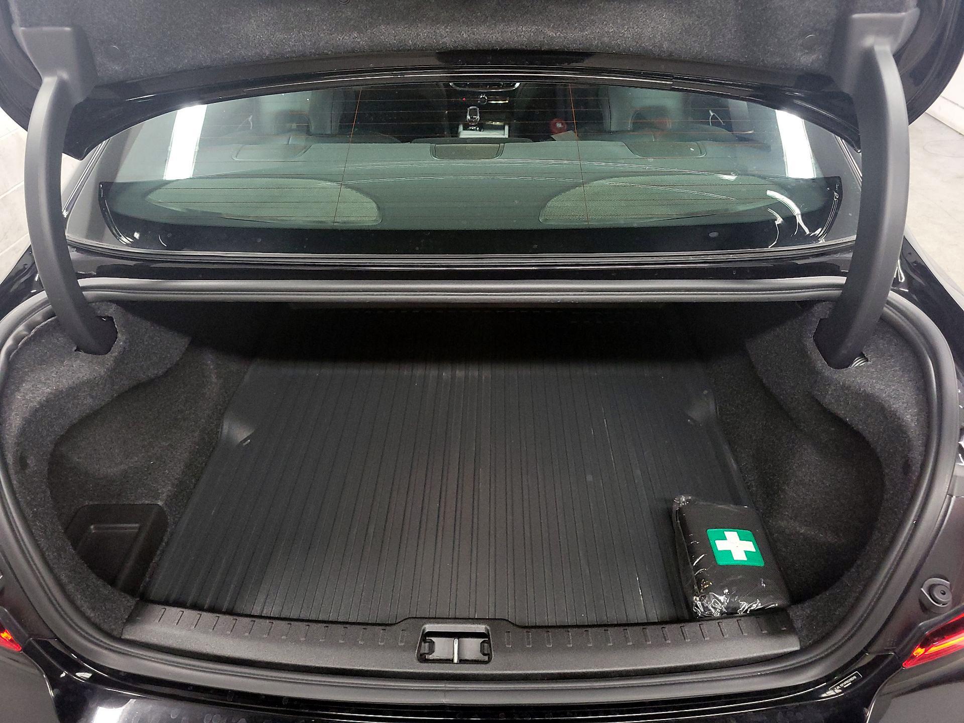 Thumbnail: 2024 Volvo S60 - 19