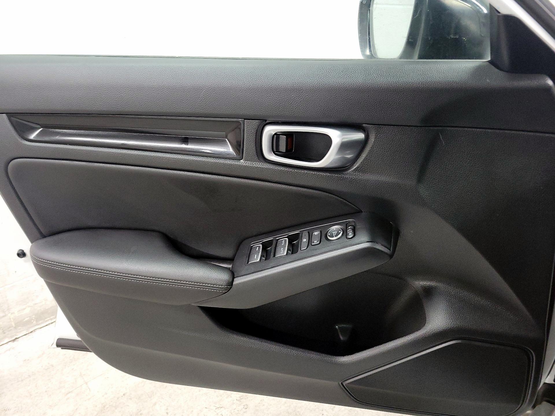 Thumbnail: 2024 Honda Civic - 12