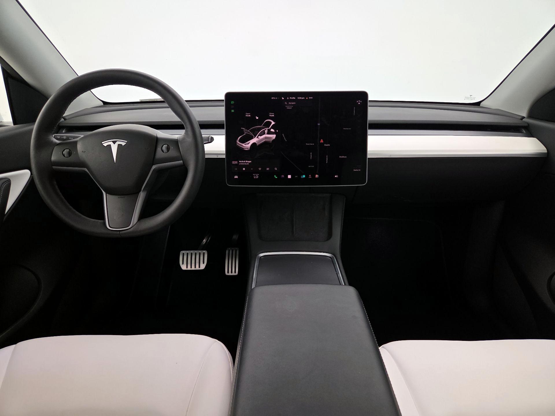 Thumbnail: 2022 Tesla Model Y - 9