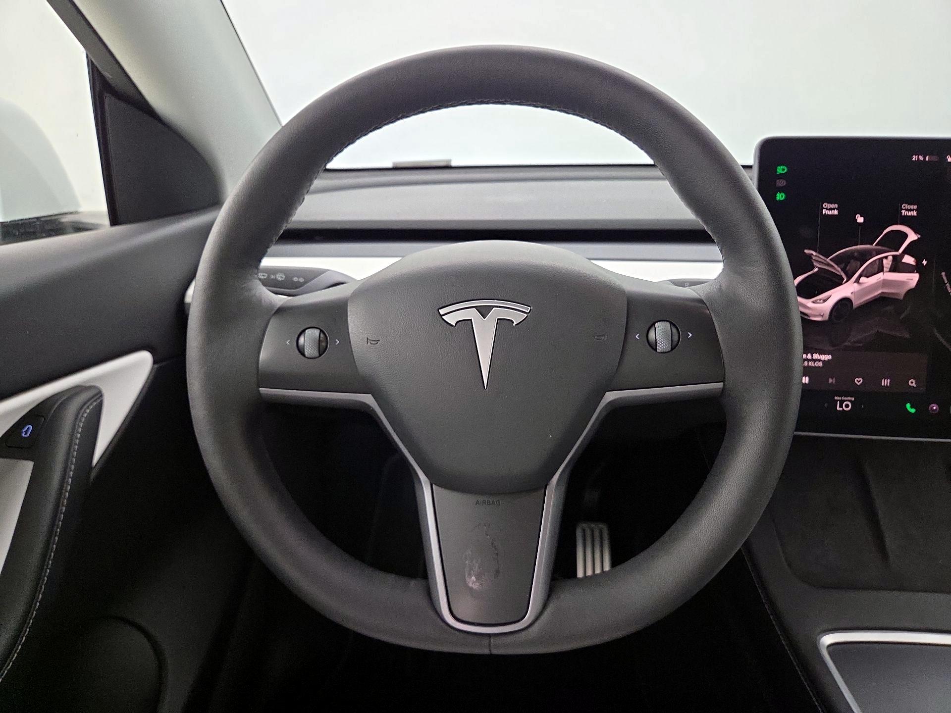 Thumbnail: 2022 Tesla Model Y - 10