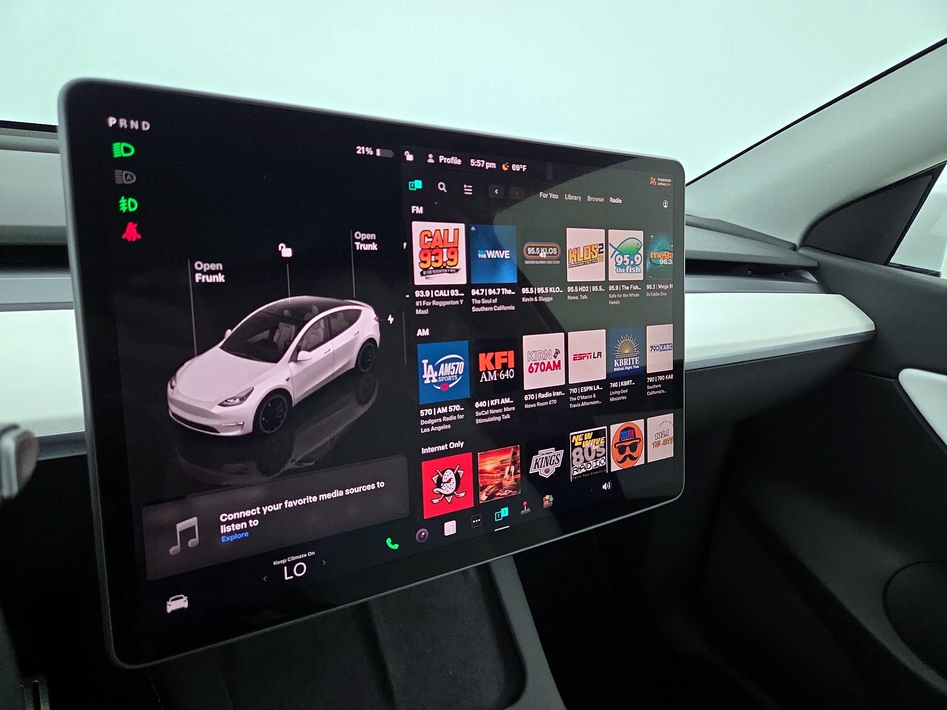 Thumbnail: 2022 Tesla Model Y - 15