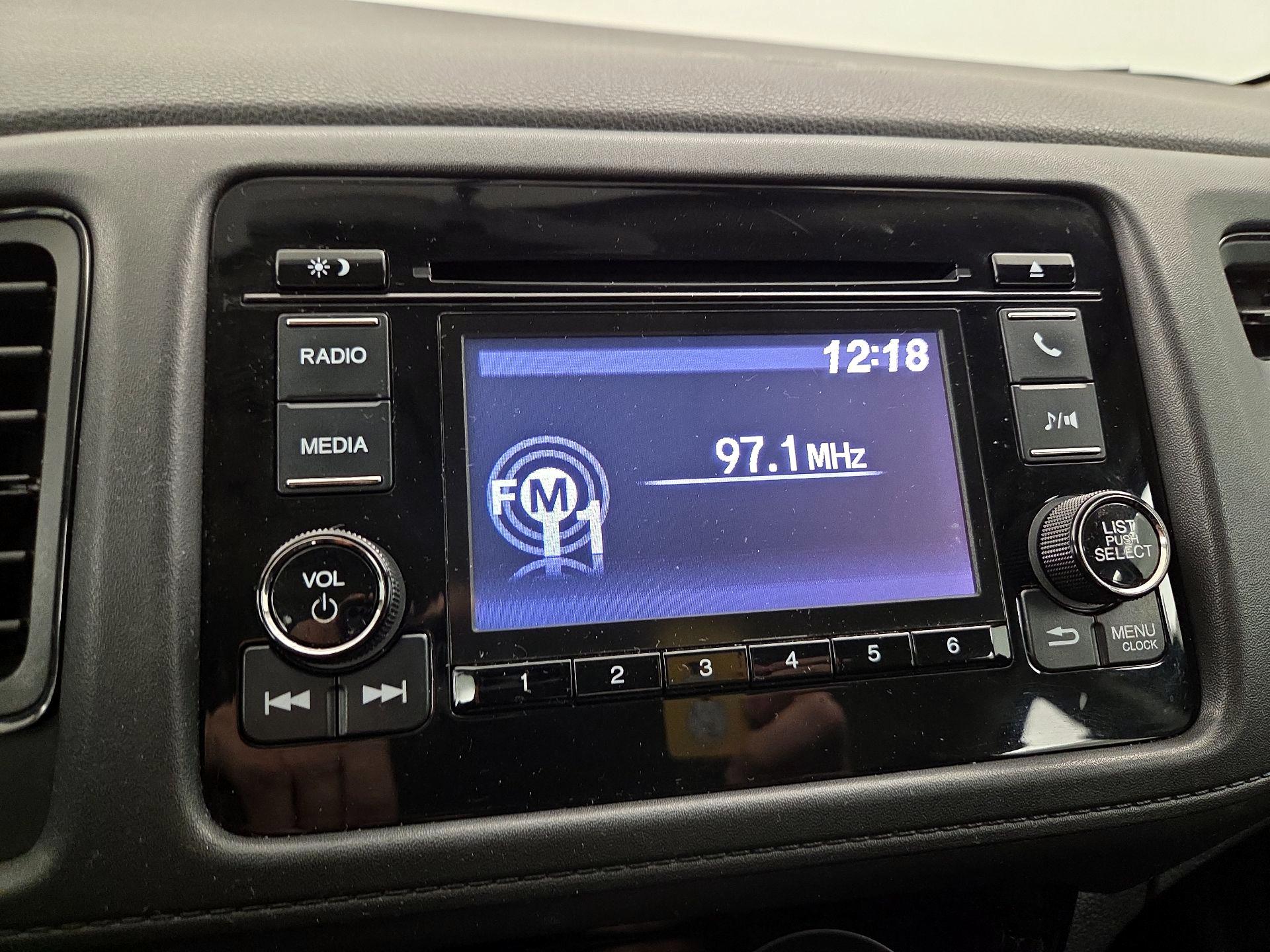 Thumbnail: 2019 Honda HR-V - 15