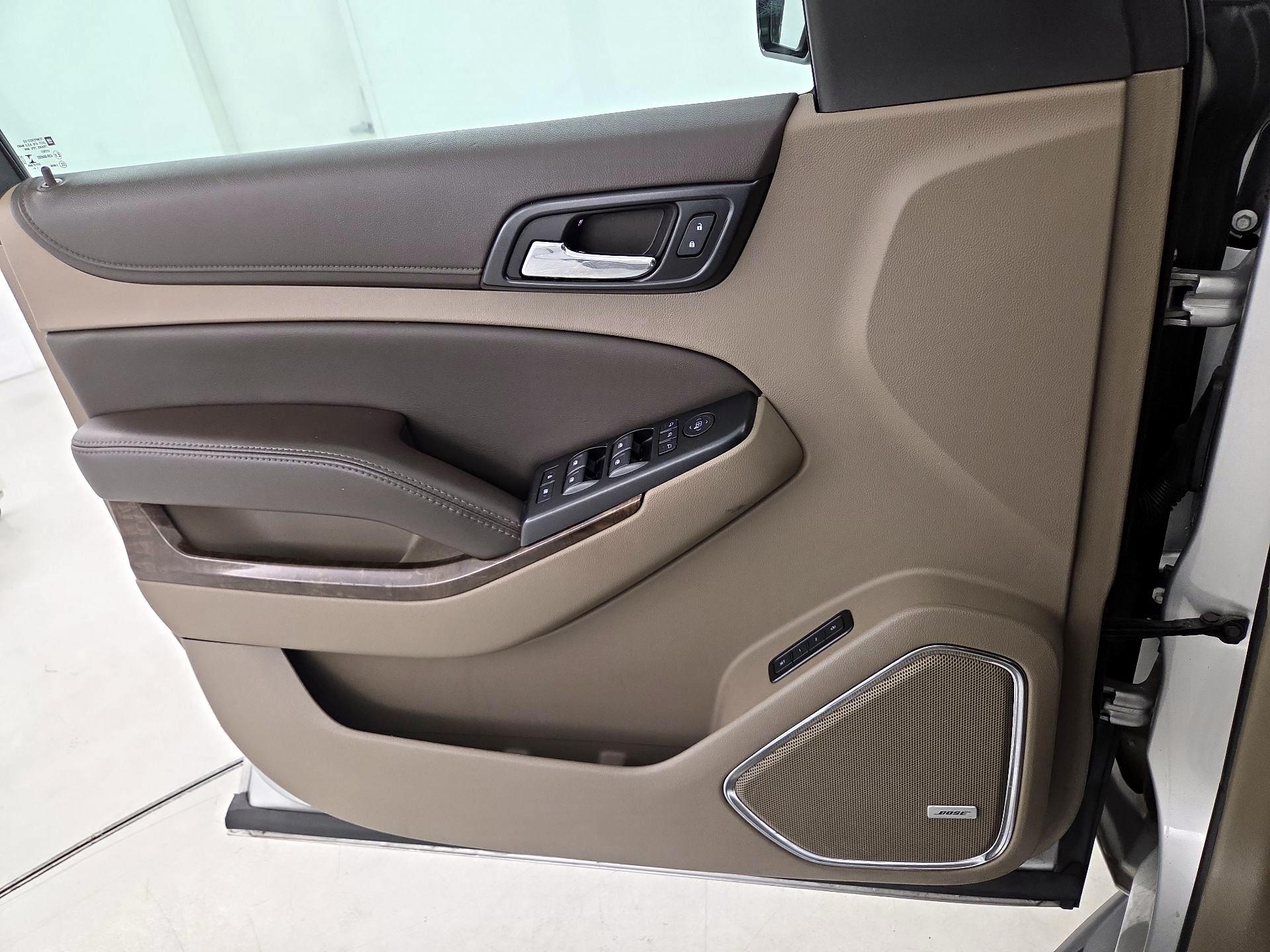 Thumbnail: 2020 Chevrolet Tahoe - 12