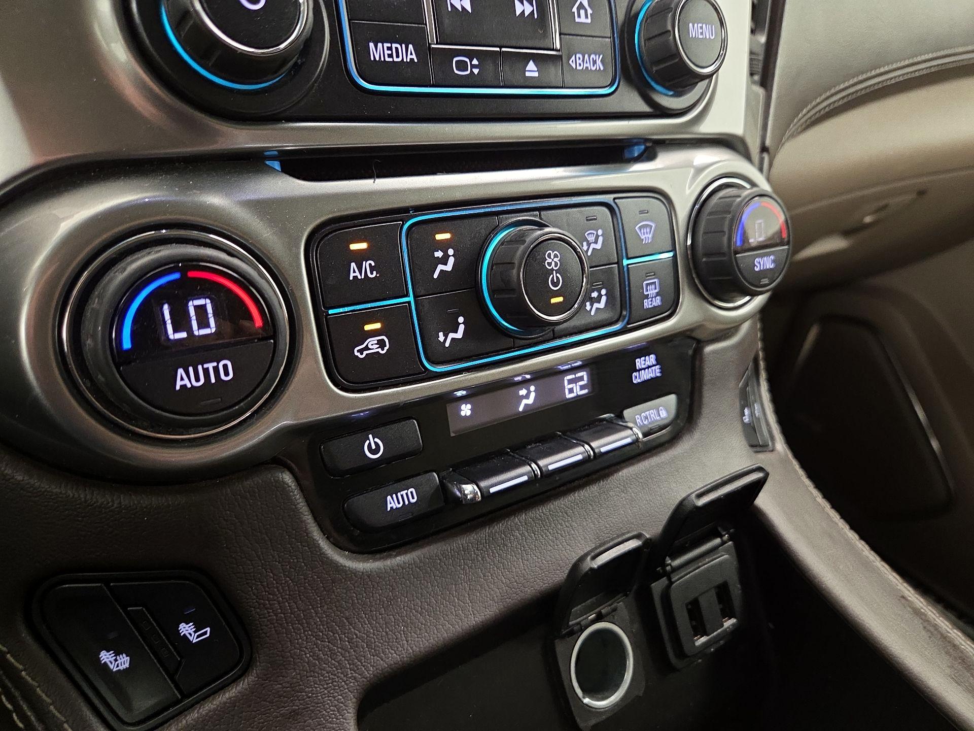 Thumbnail: 2020 Chevrolet Tahoe - 17