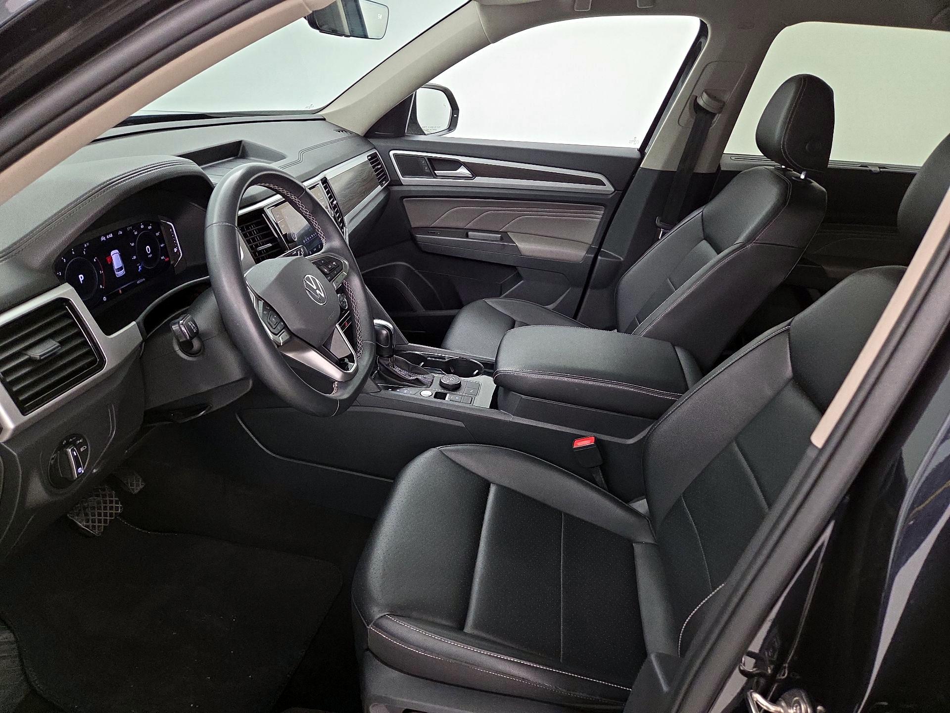 Thumbnail: 2022 Volkswagen Atlas - 11
