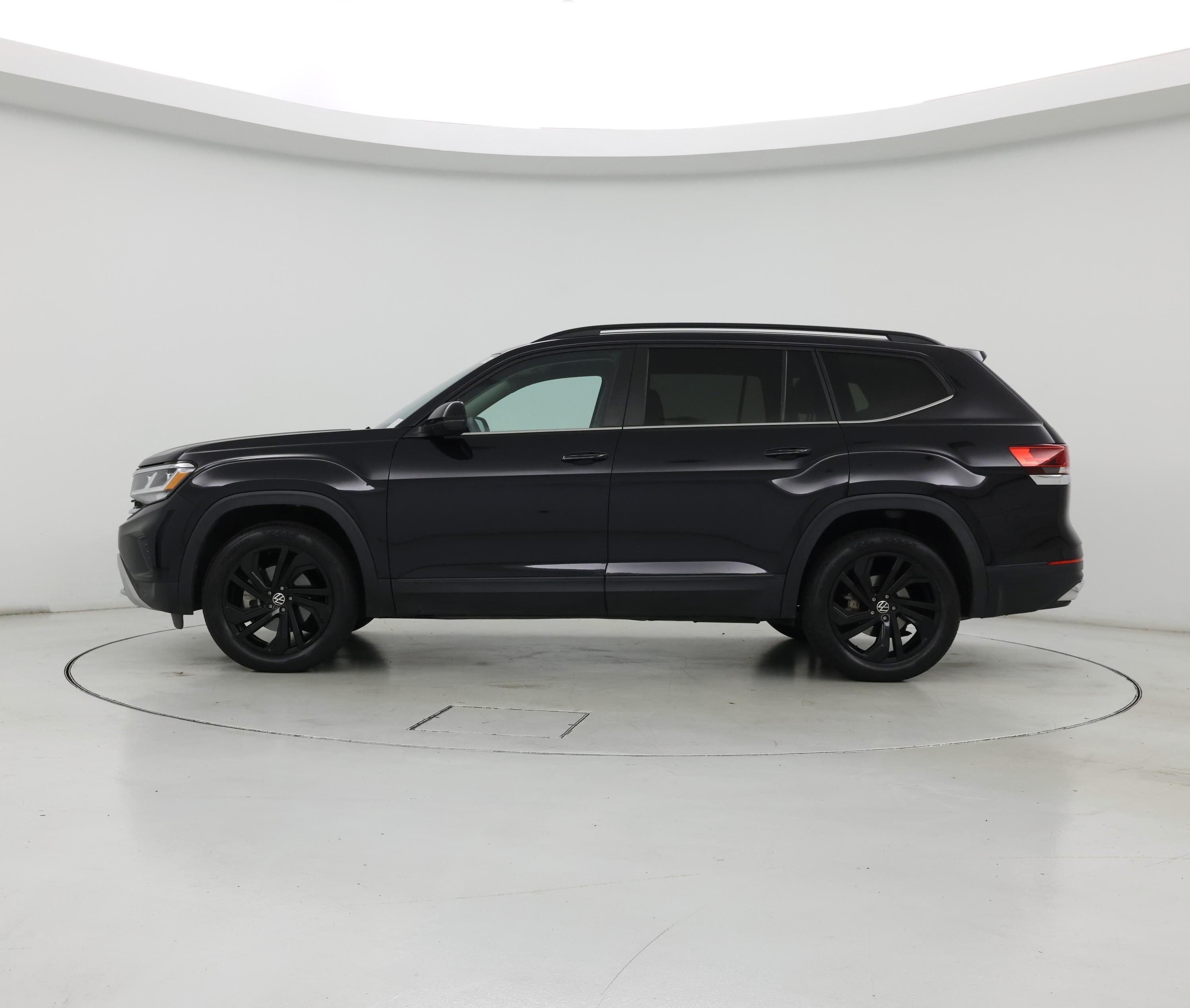 Thumbnail: 2022 Volkswagen Atlas - 3