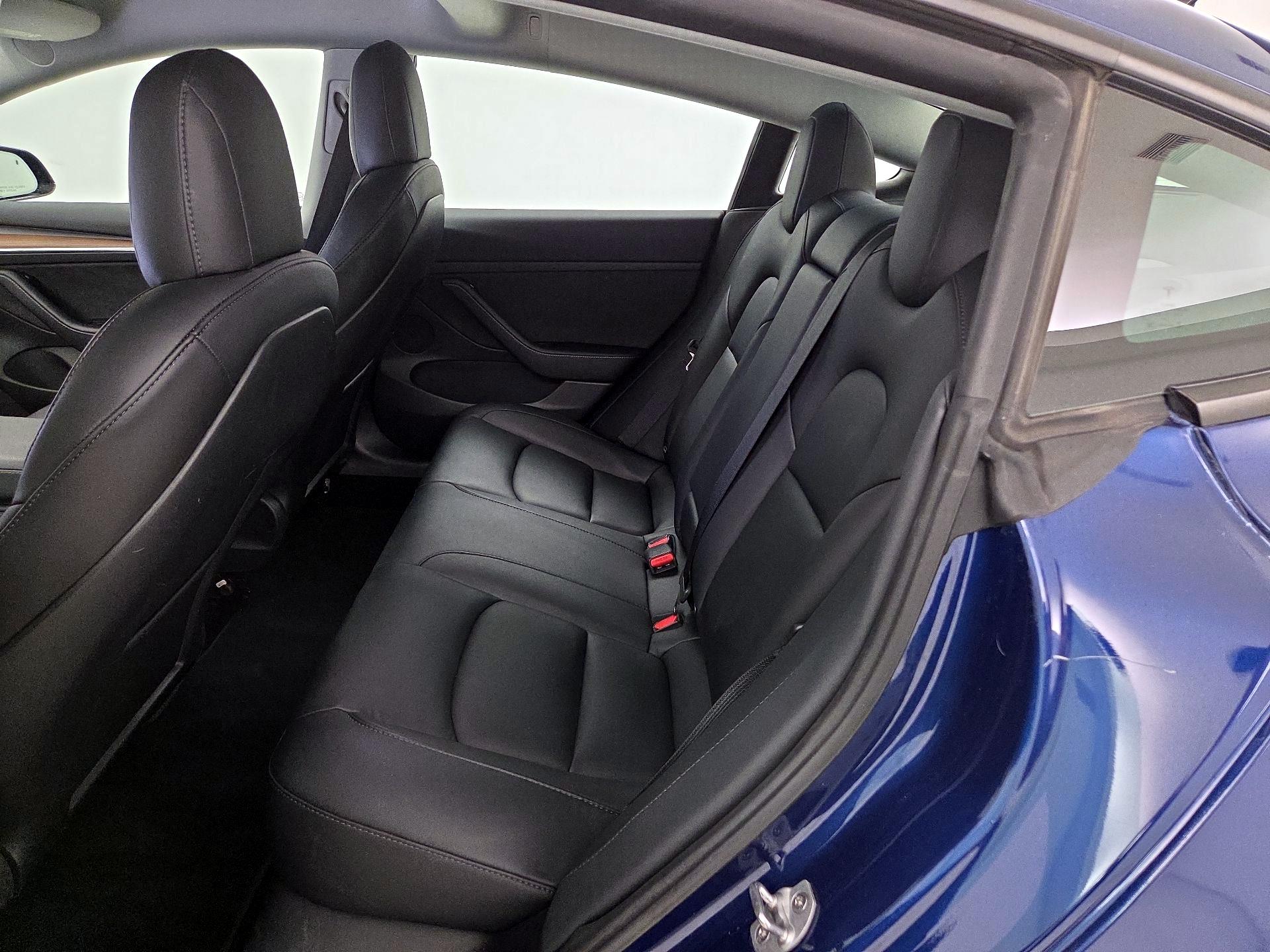 Thumbnail: 2022 Tesla Model 3 - 19