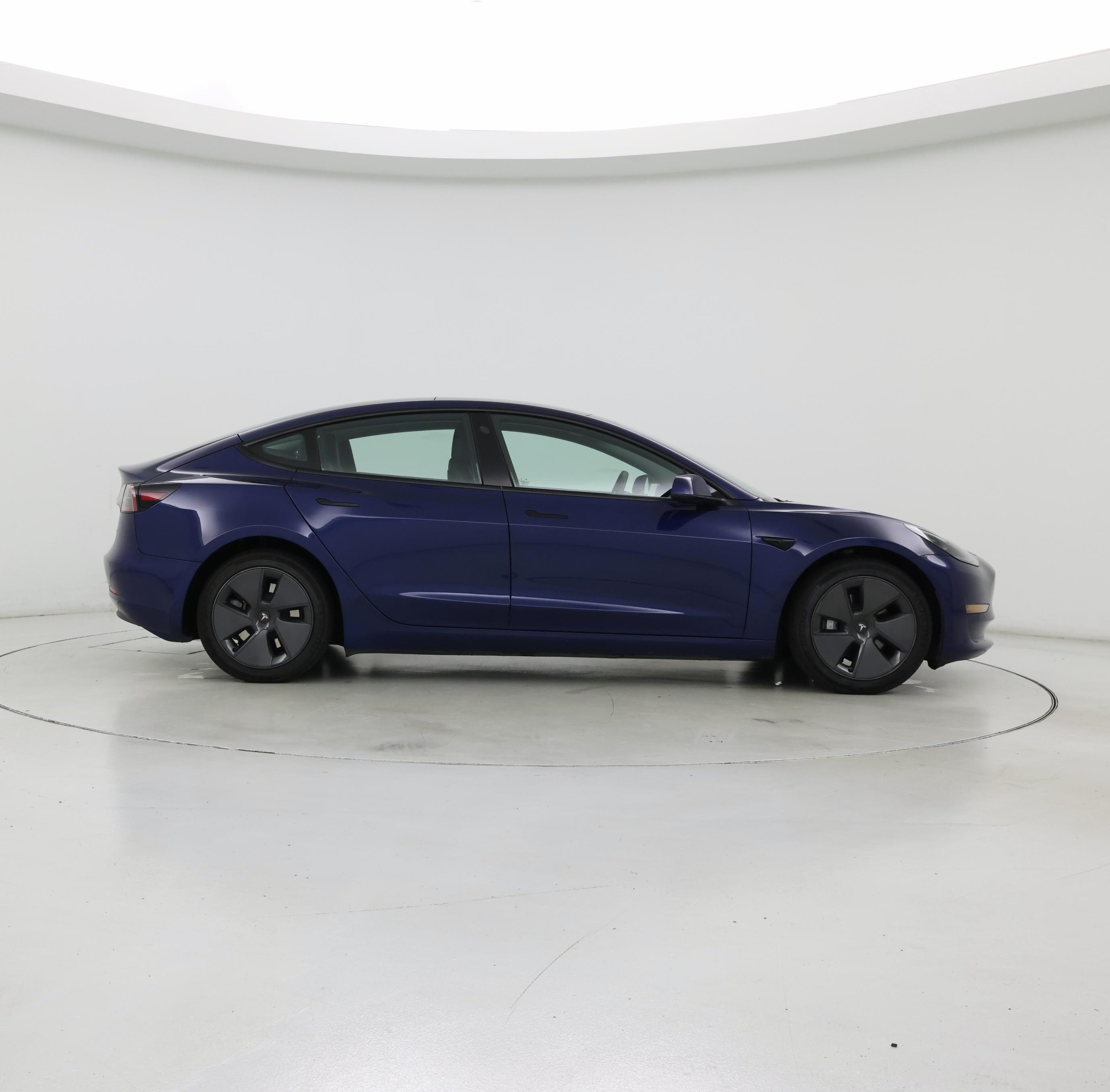 Thumbnail: 2022 Tesla Model 3 - 7
