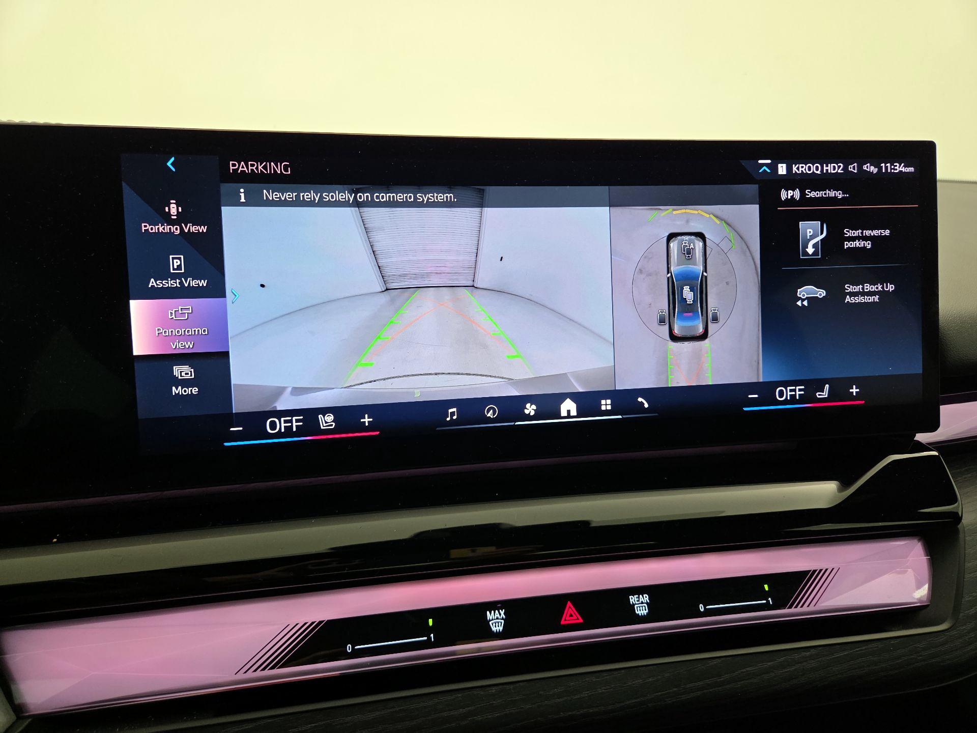 Thumbnail: 2025 BMW 5 Series - 15