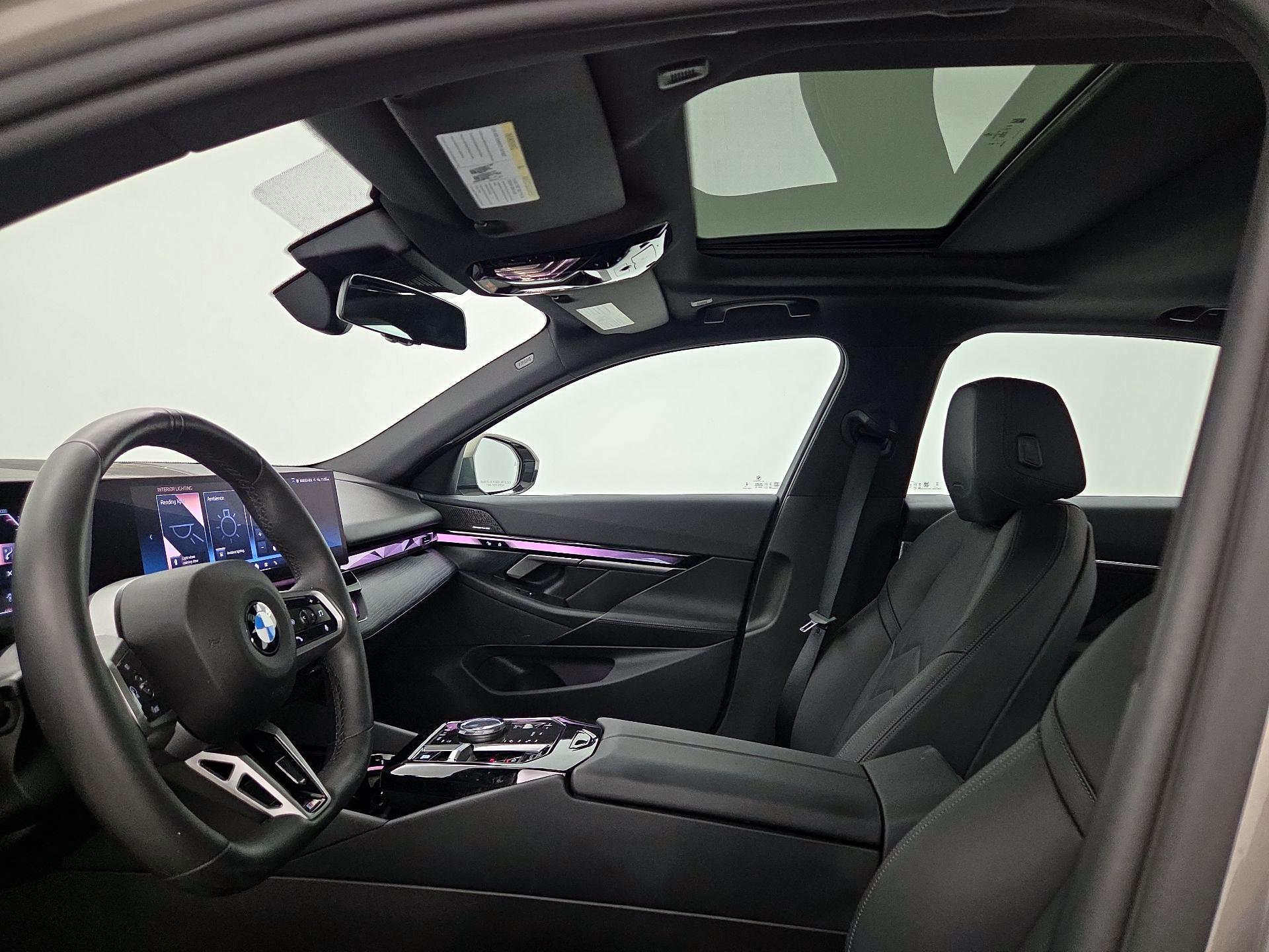 Thumbnail: 2025 BMW 5 Series - 19