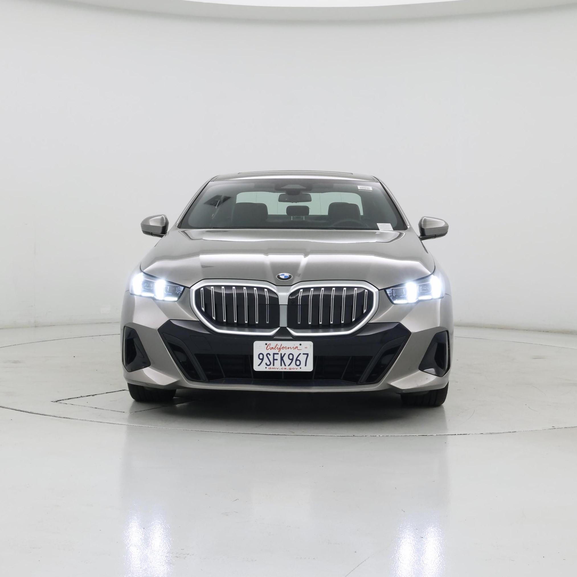 Thumbnail: 2025 BMW 5 Series - 5