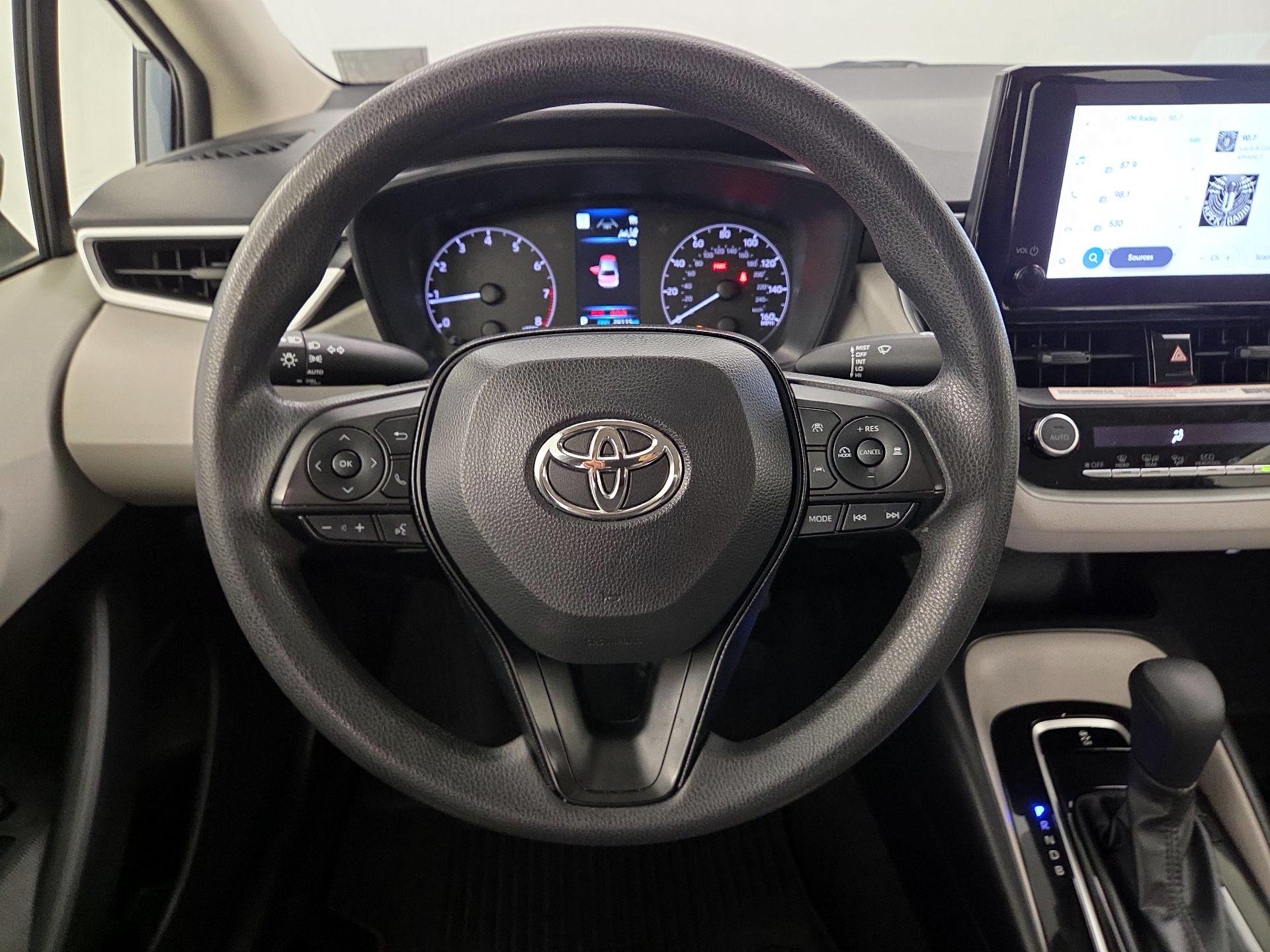 Thumbnail: 2023 Toyota Corolla - 10