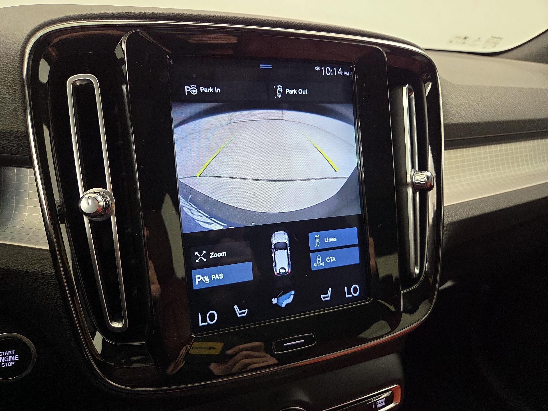 Thumbnail: 2019 Volvo XC40 - 15