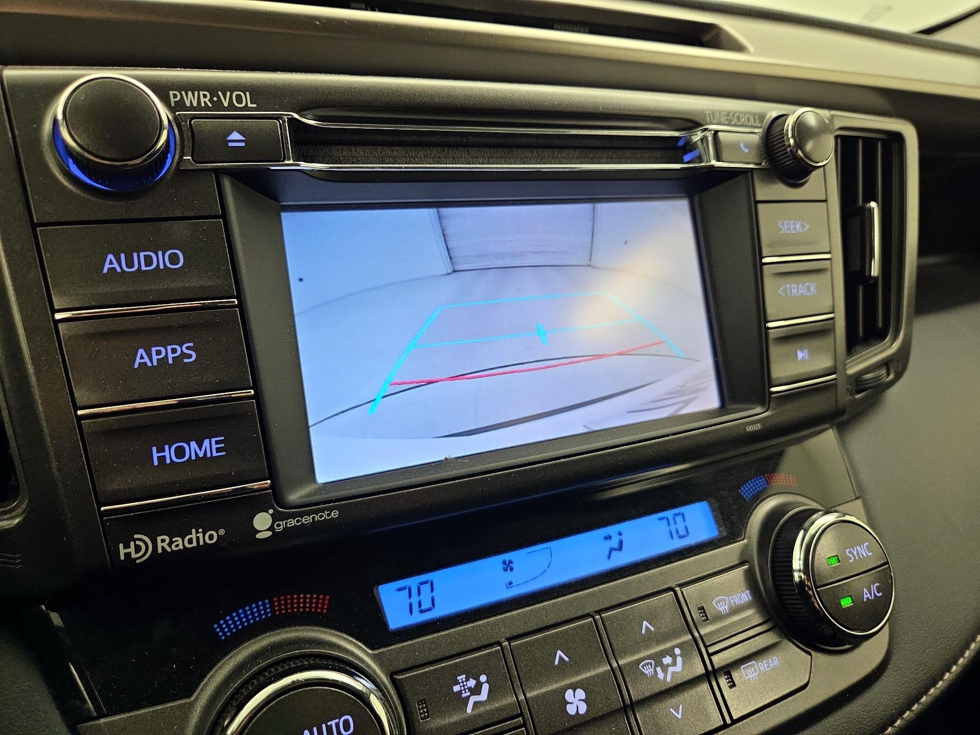 Thumbnail: 2015 Toyota RAV4 - 14