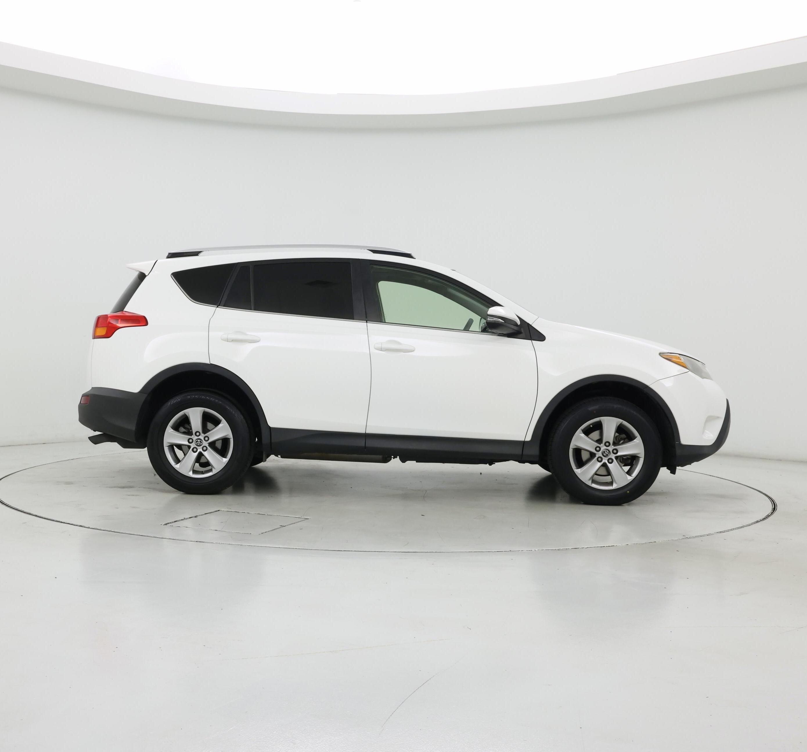 Thumbnail: 2015 Toyota RAV4 - 7