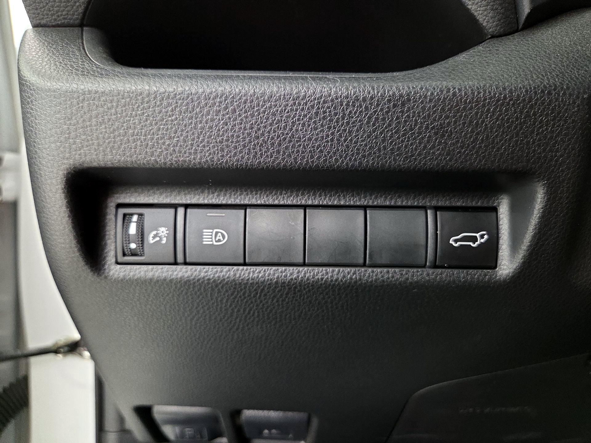 Thumbnail: 2023 Toyota RAV4 - 13