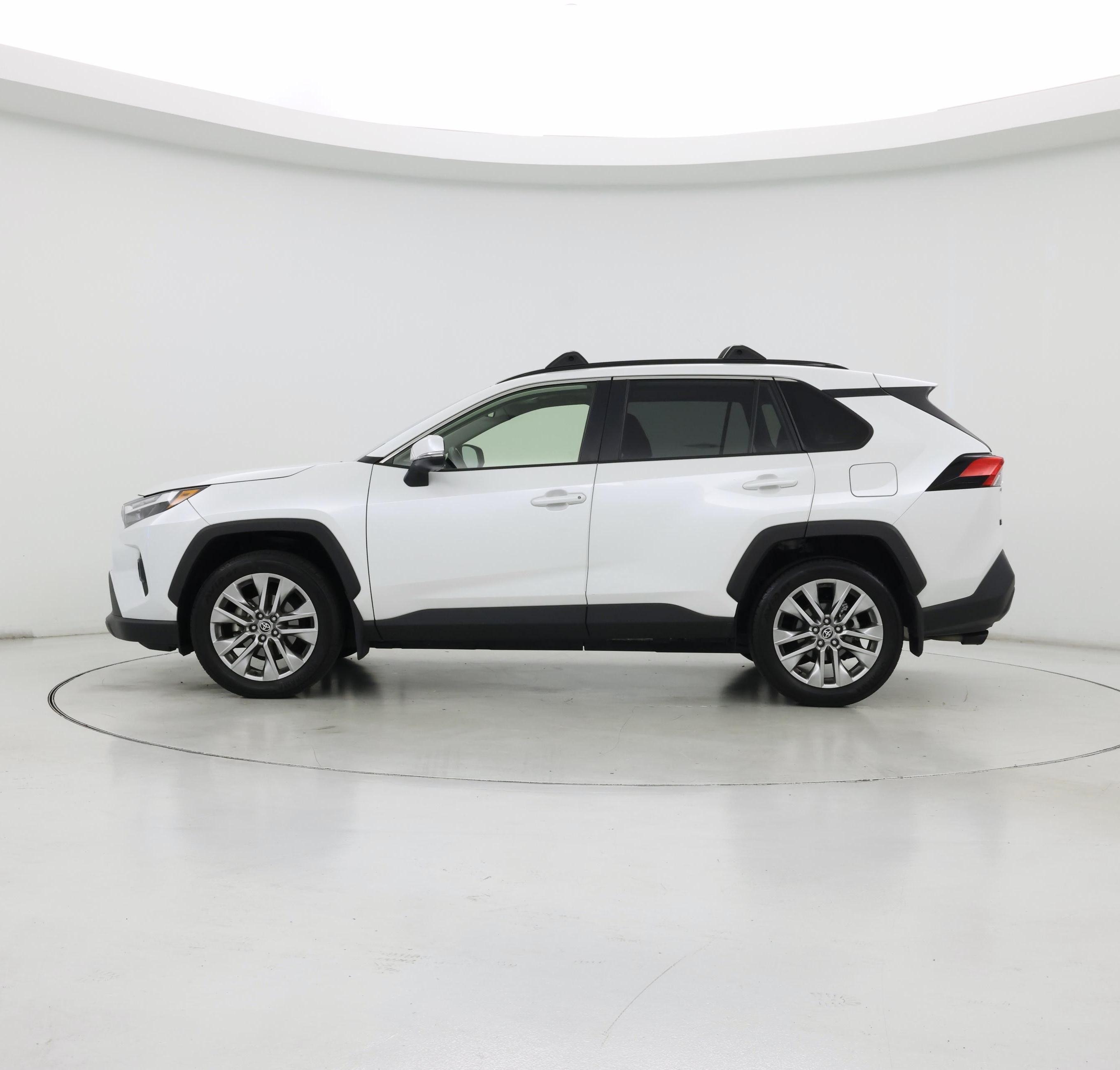 Thumbnail: 2023 Toyota RAV4 - 3