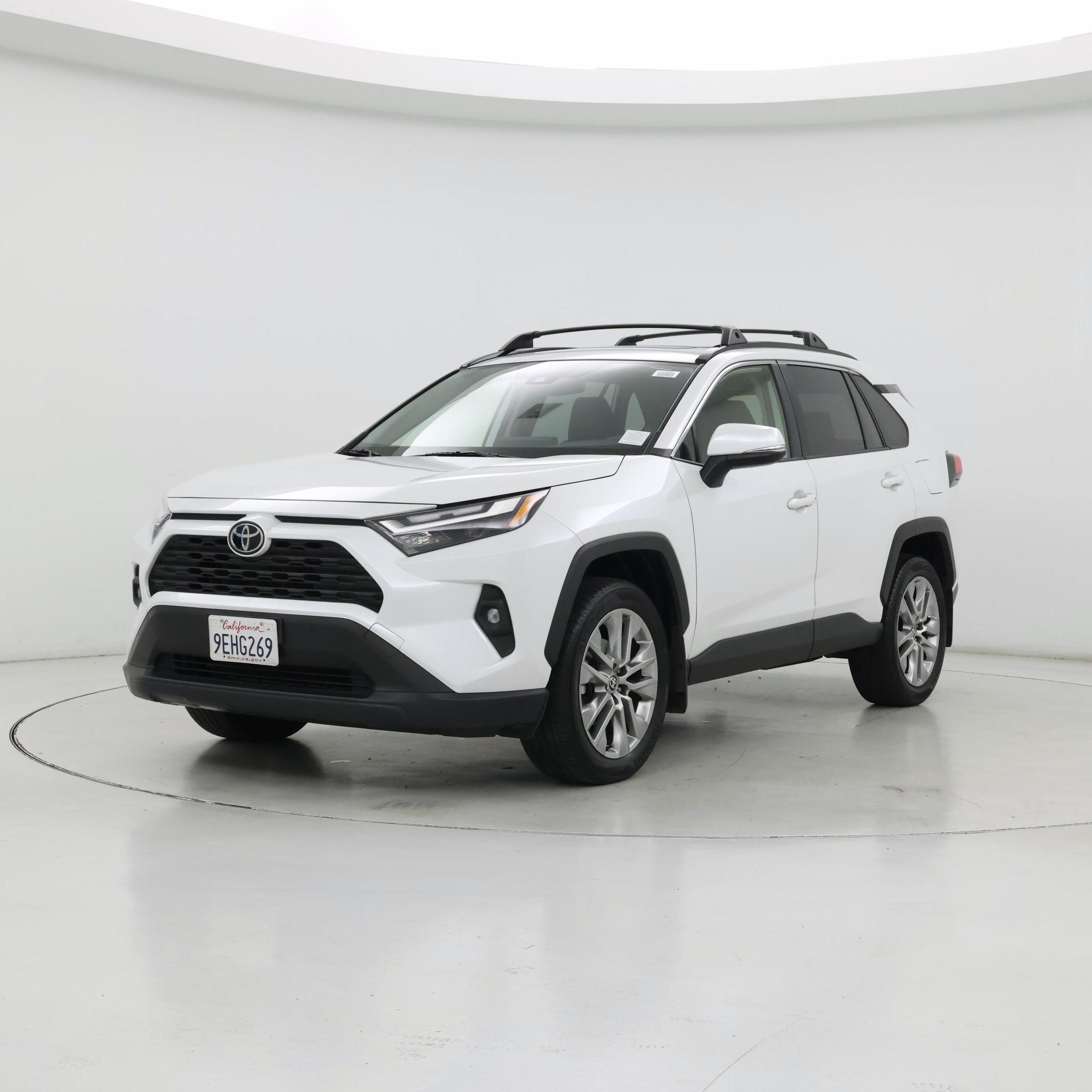 Thumbnail: 2023 Toyota RAV4 - 4