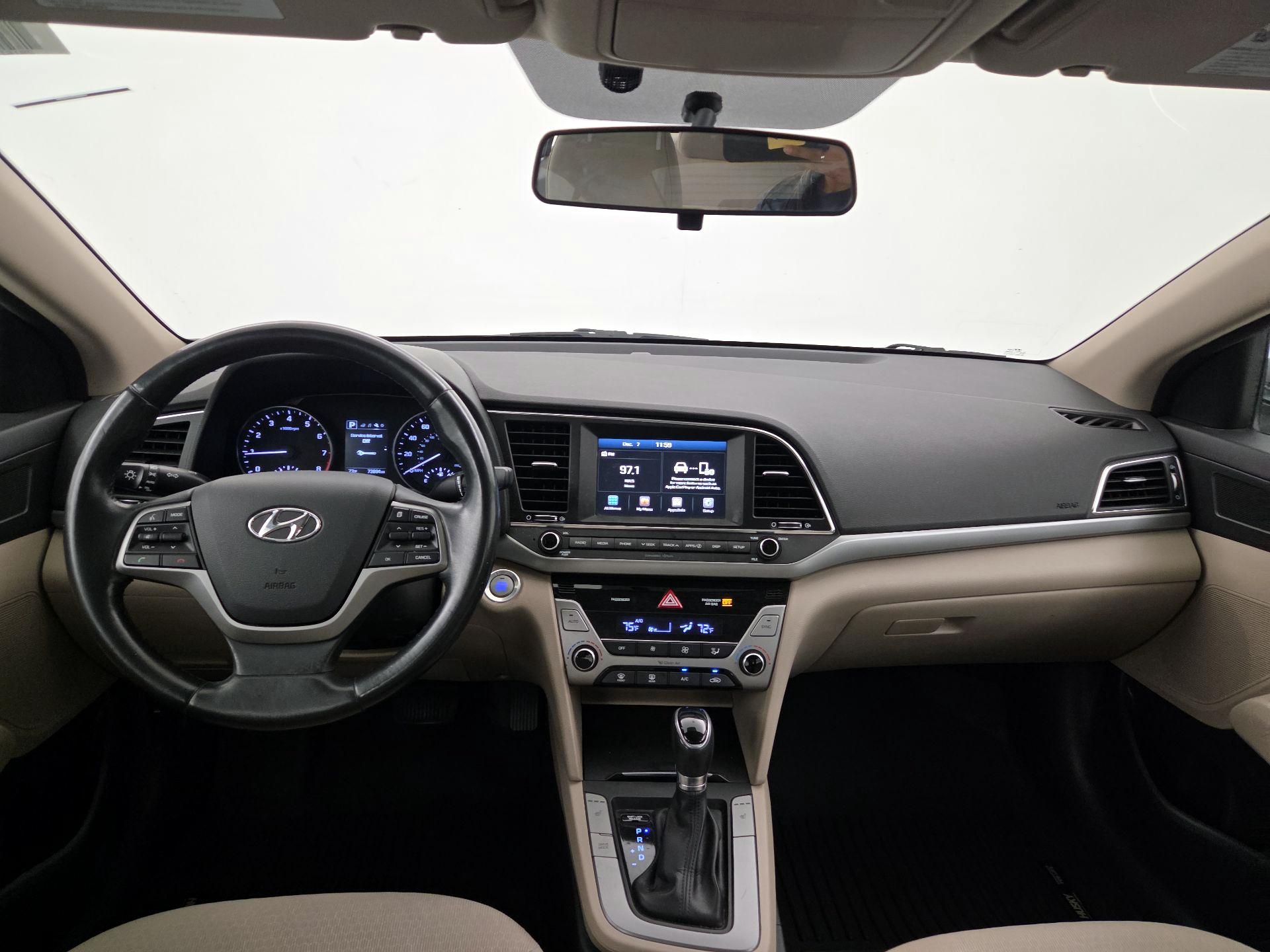 Thumbnail: 2017 Hyundai Elantra - 9