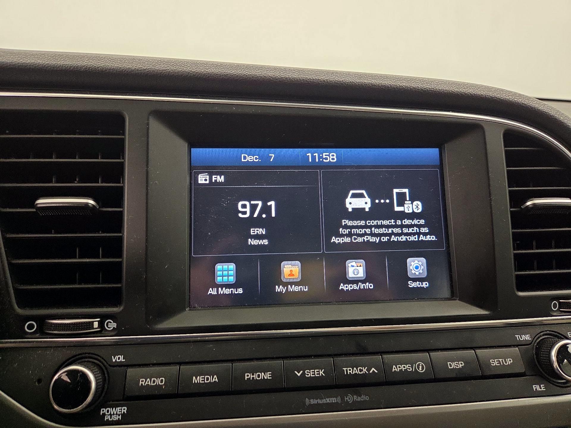 Thumbnail: 2017 Hyundai Elantra - 15