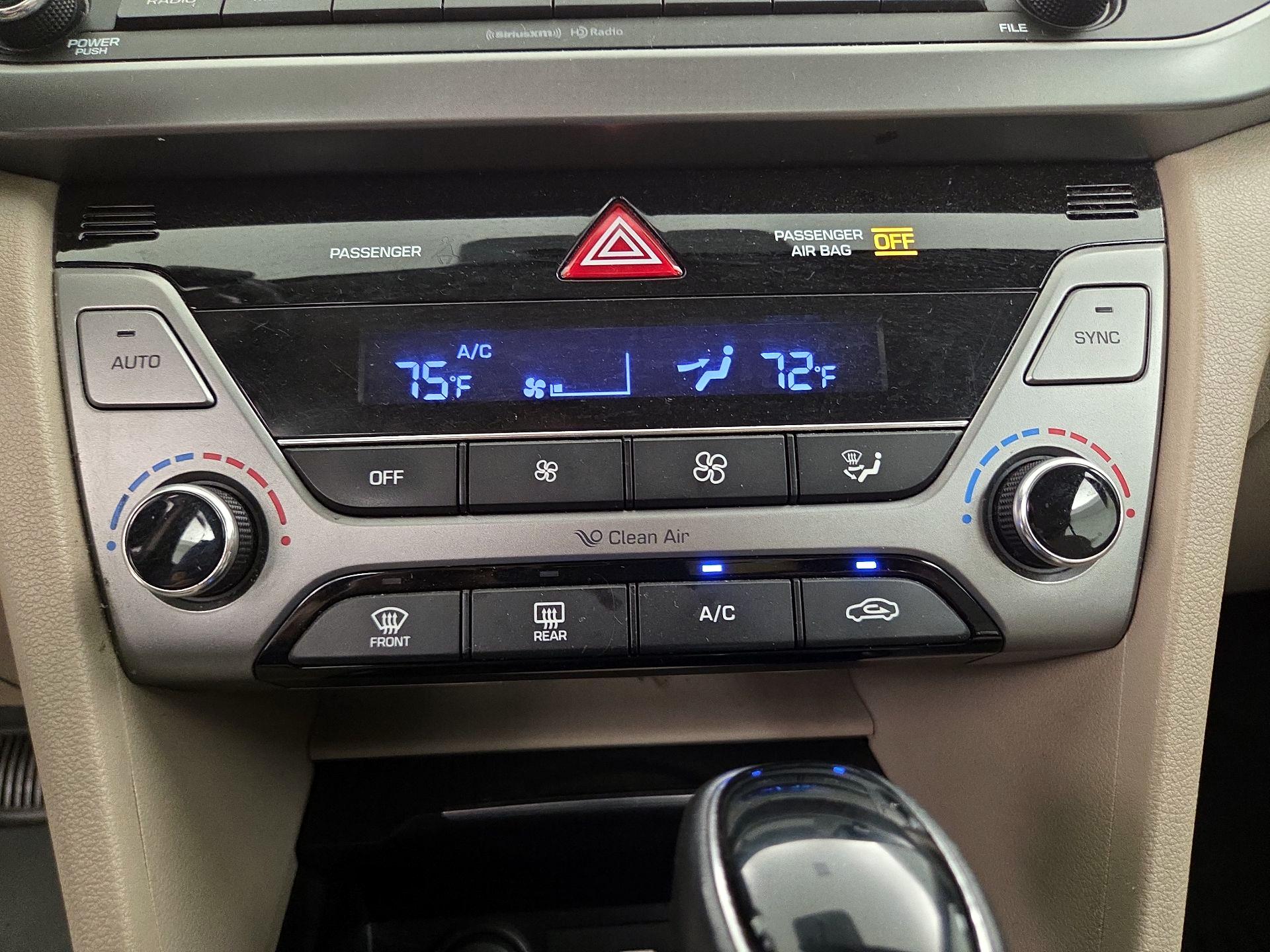 Thumbnail: 2017 Hyundai Elantra - 16