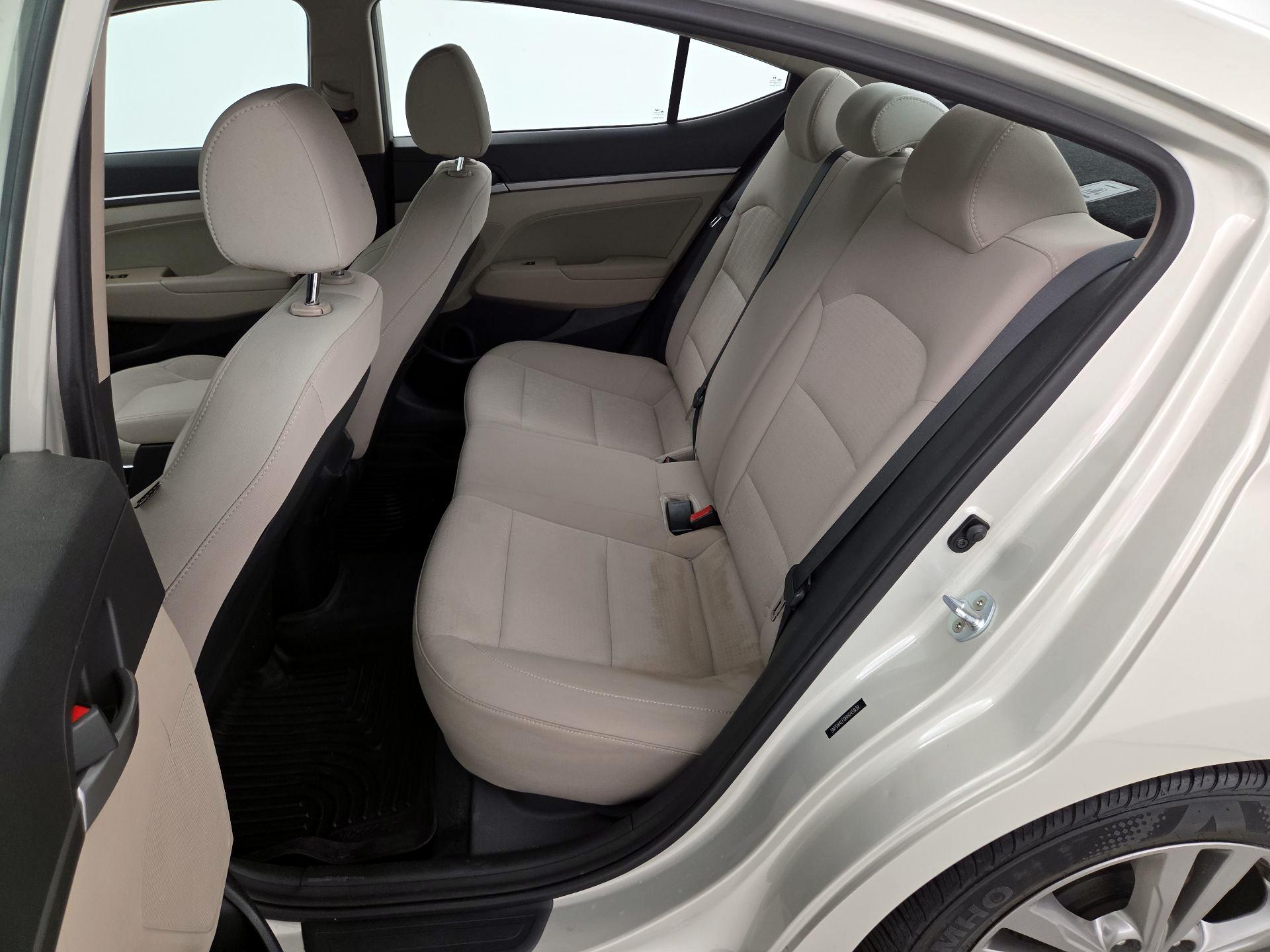 Thumbnail: 2017 Hyundai Elantra - 19