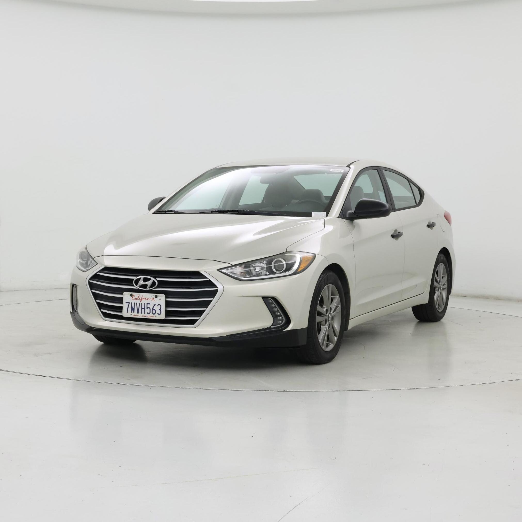 Thumbnail: 2017 Hyundai Elantra - 4