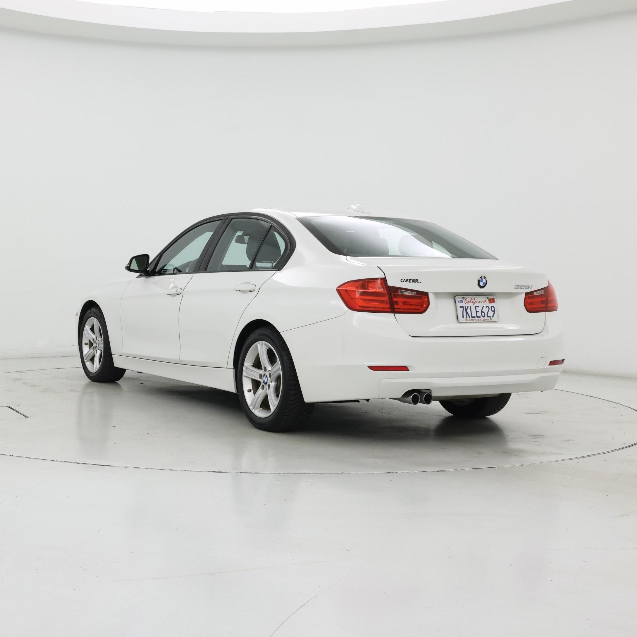 Thumbnail: 2015 BMW 3 Series - 2