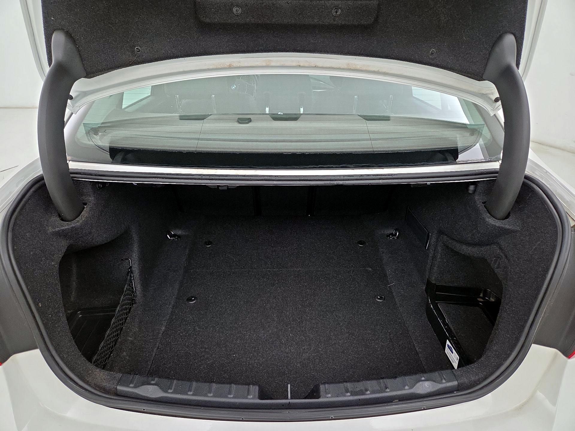 Thumbnail: 2015 BMW 3 Series - 19