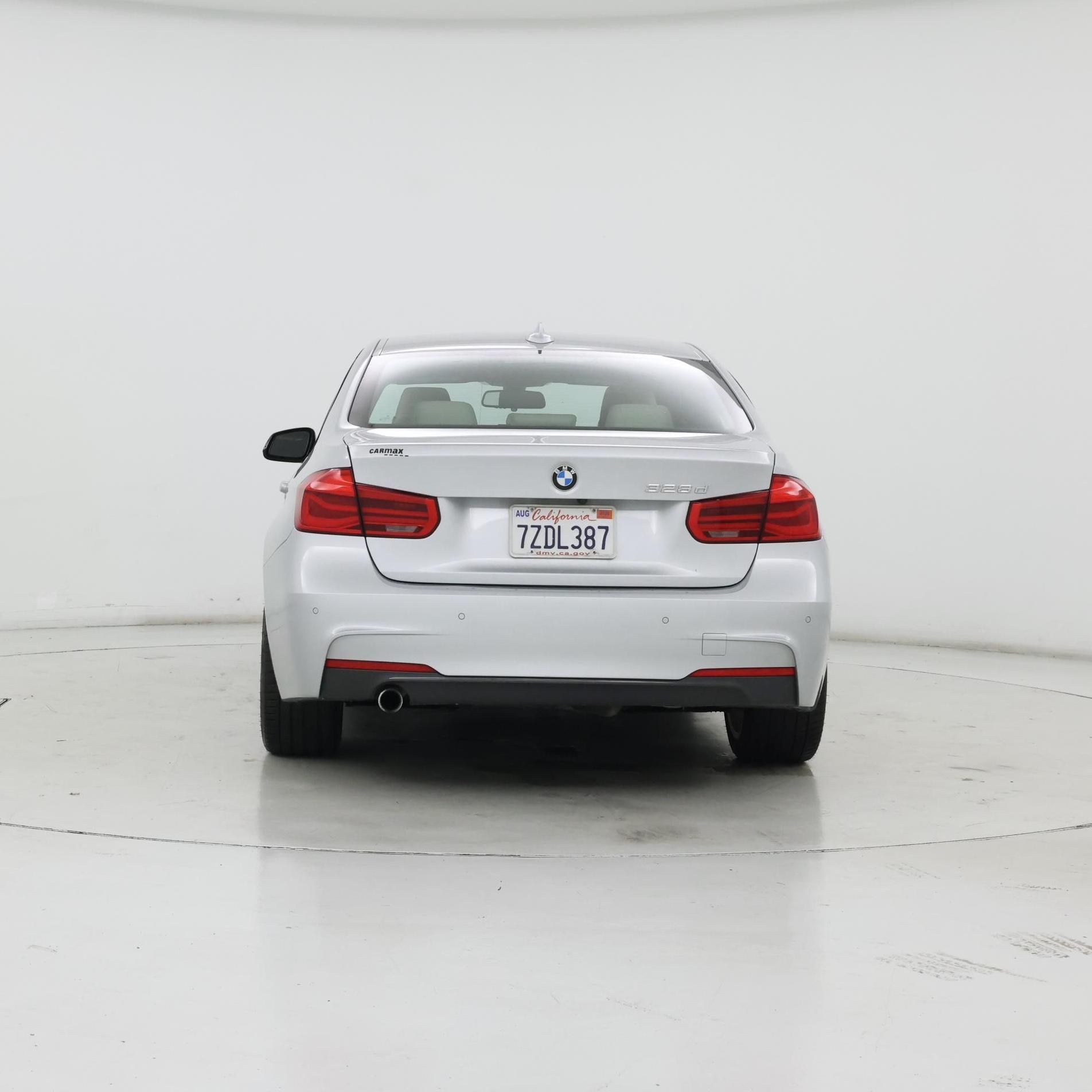 Thumbnail: 2016 BMW 3 Series - 6