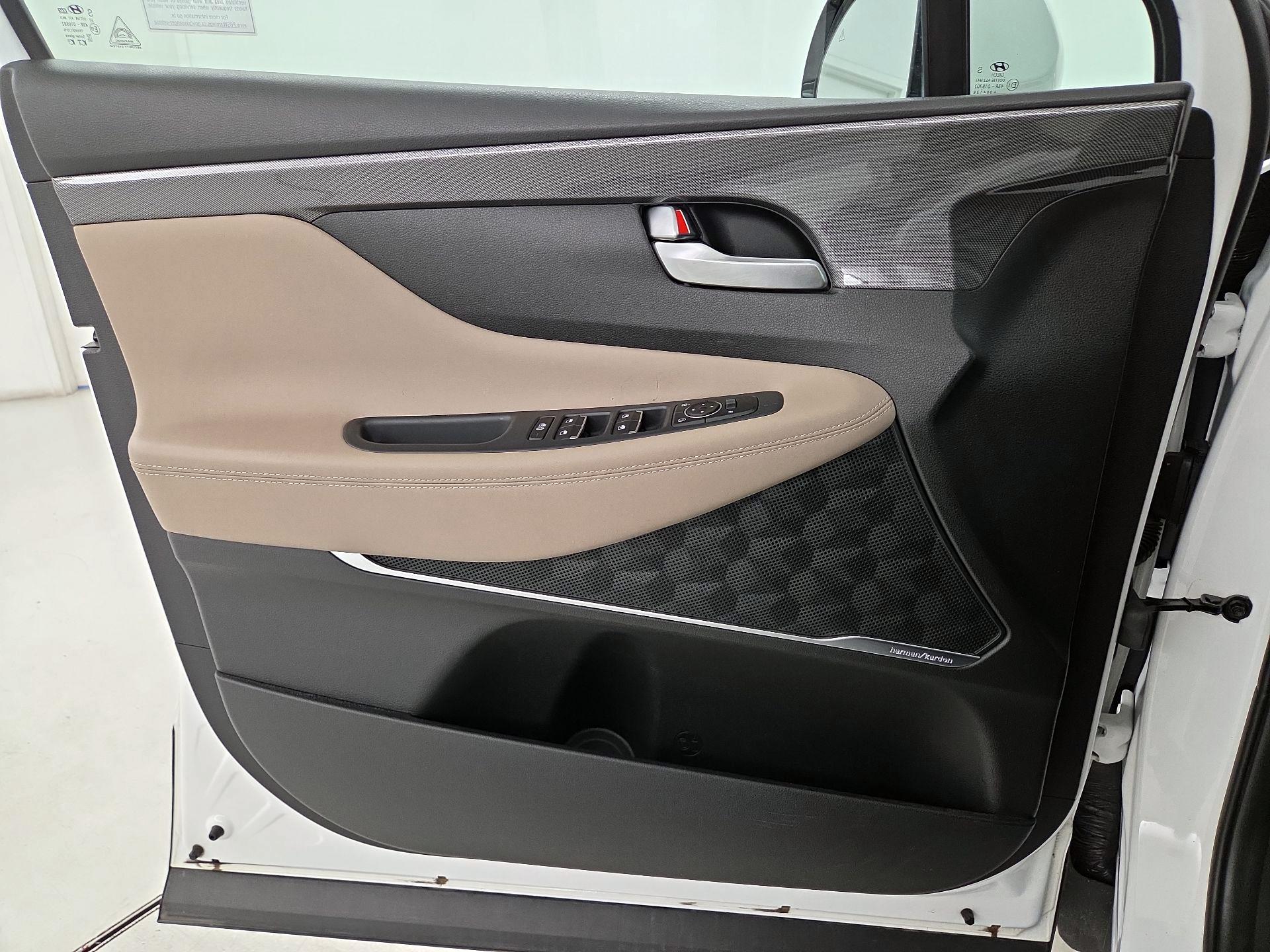 Thumbnail: 2023 Hyundai Santa Fe - 12