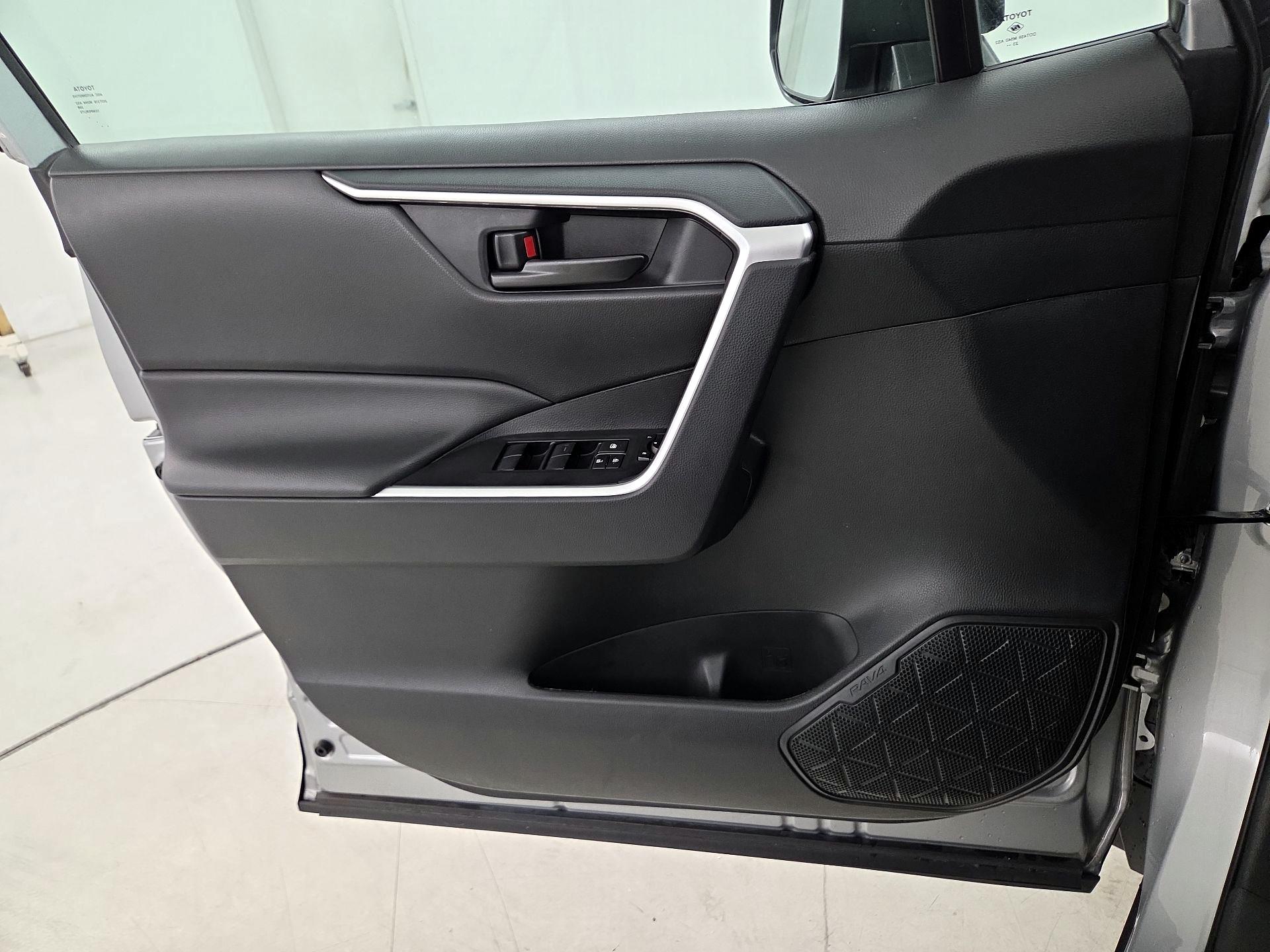 Thumbnail: 2024 Toyota RAV4 - 12