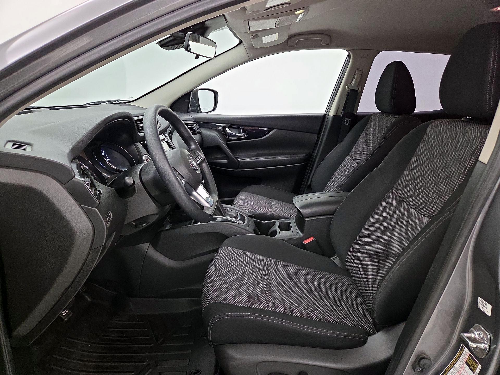 Thumbnail: 2019 Nissan Rogue Sport - 11