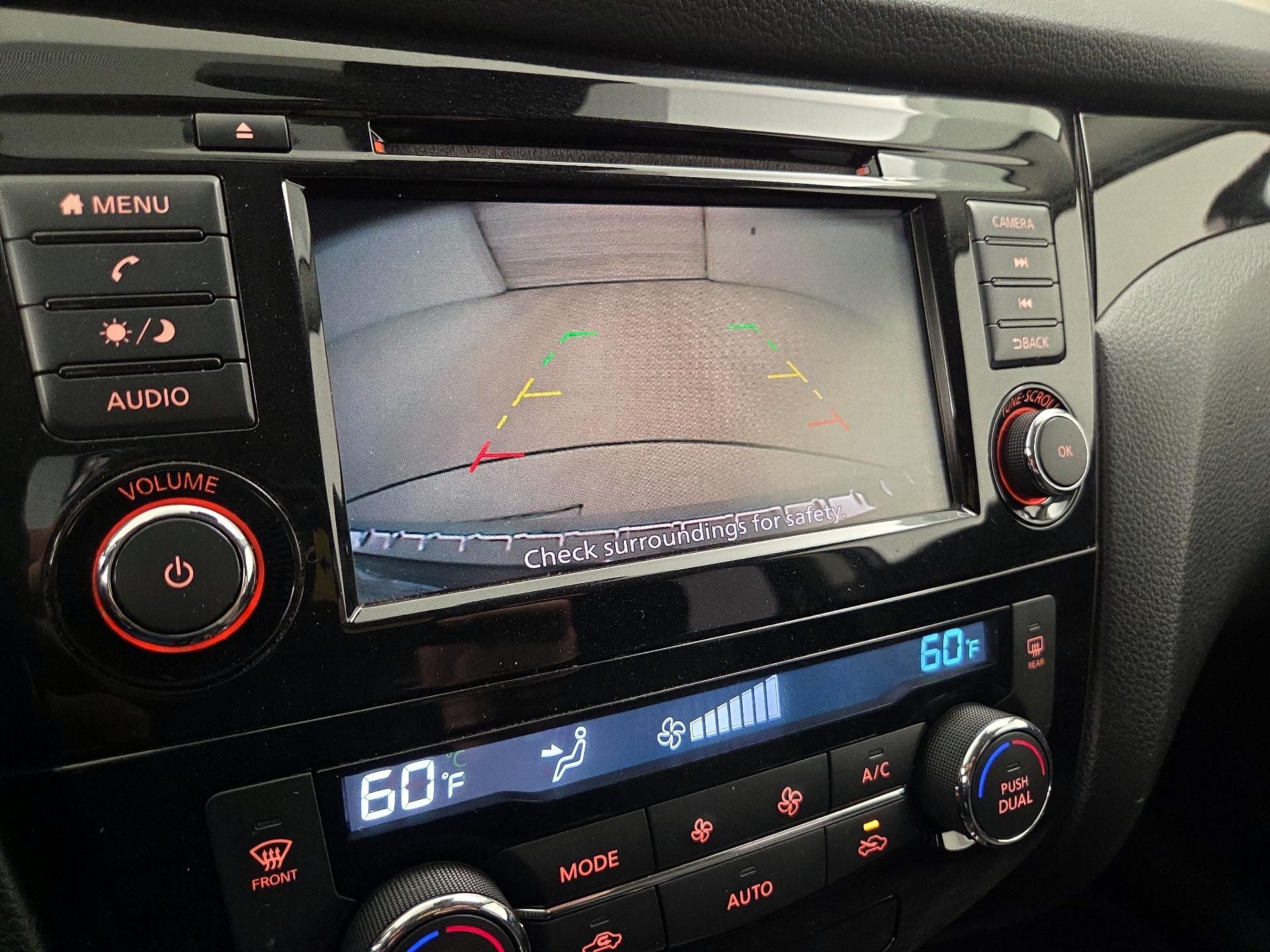 Thumbnail: 2019 Nissan Rogue Sport - 14