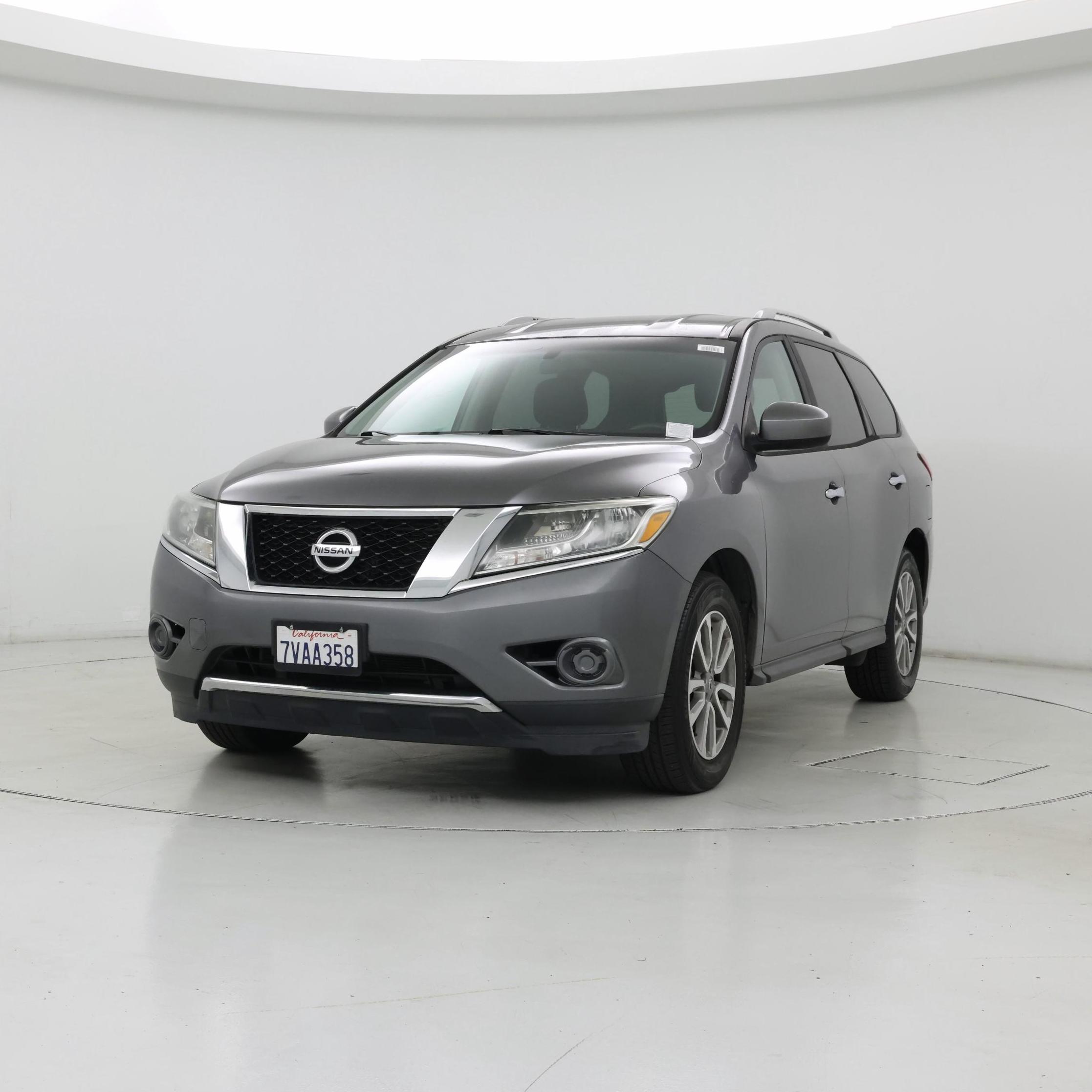 Thumbnail: 2016 Nissan Pathfinder - 4