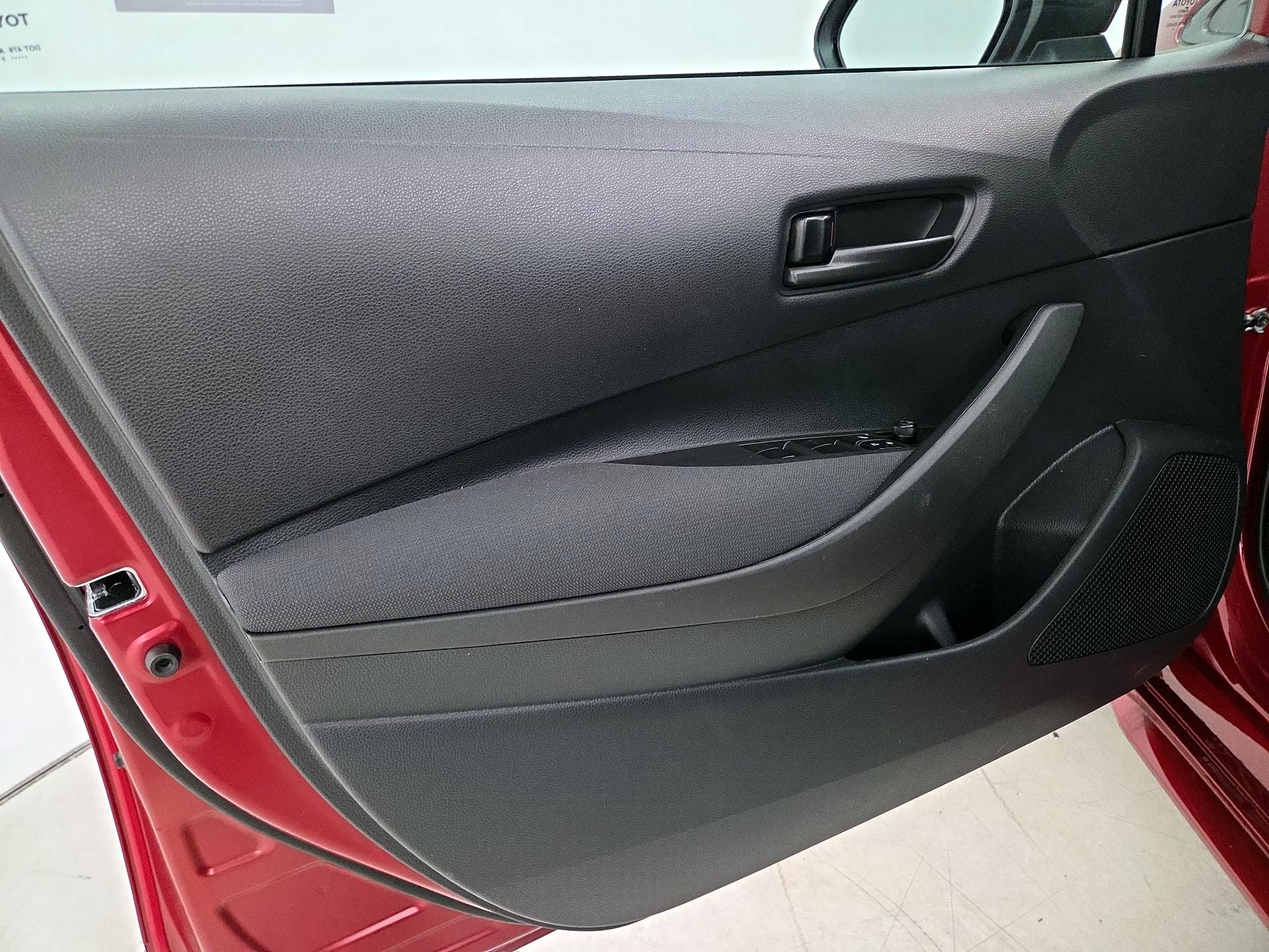 Thumbnail: 2025 Toyota Corolla - 12