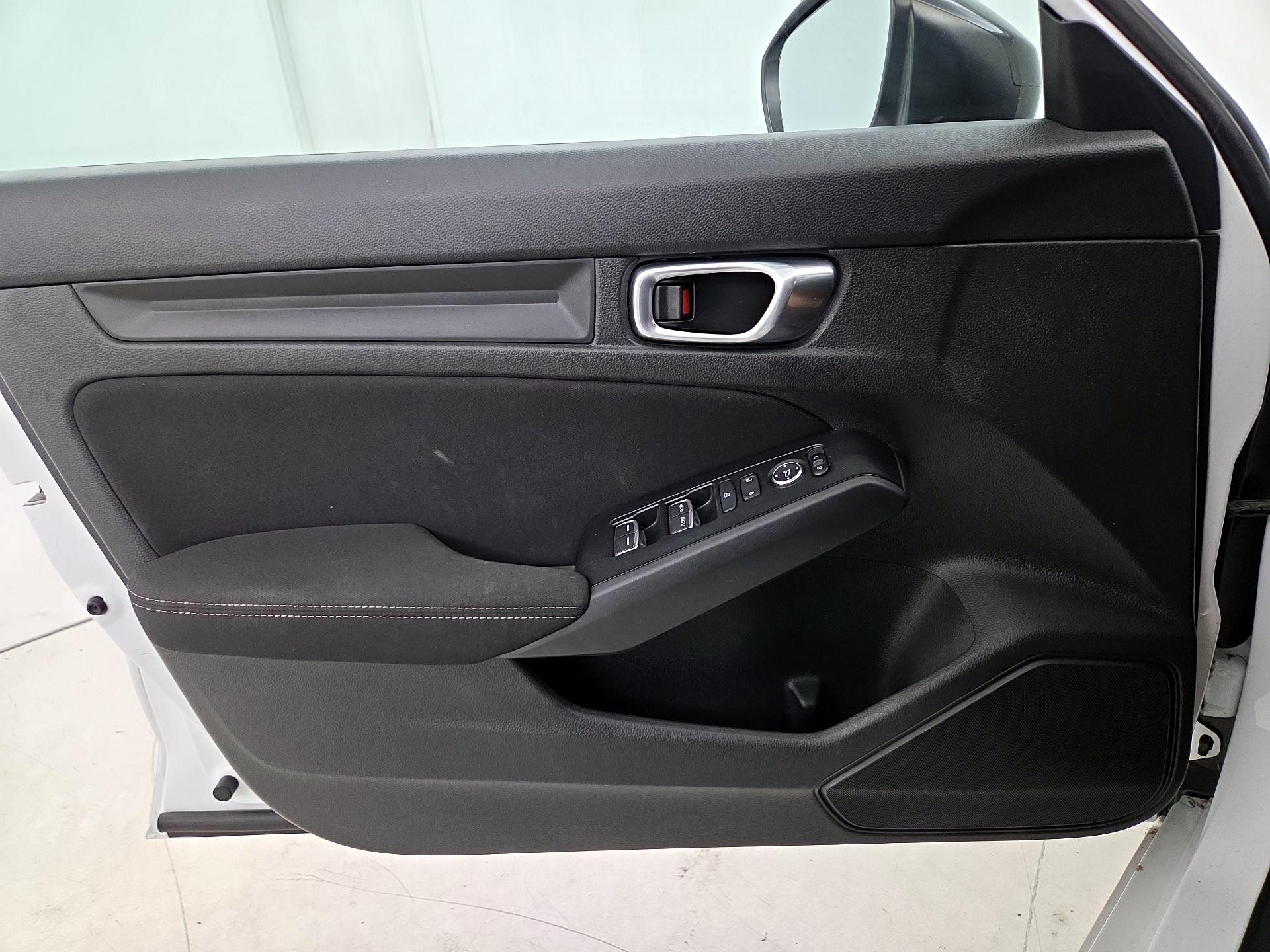 Thumbnail: 2023 Honda Civic - 12