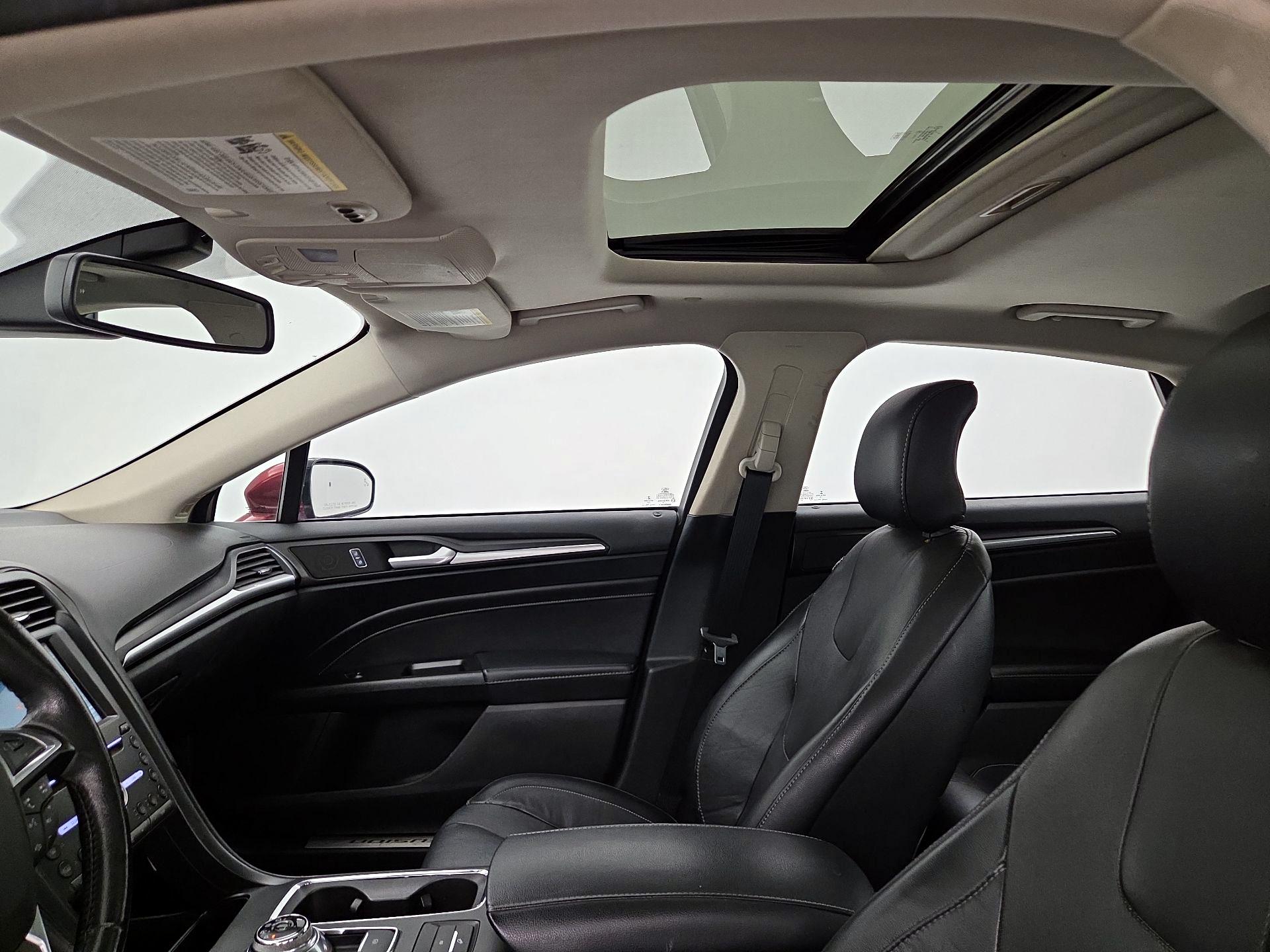 Thumbnail: 2017 Ford Fusion - 20