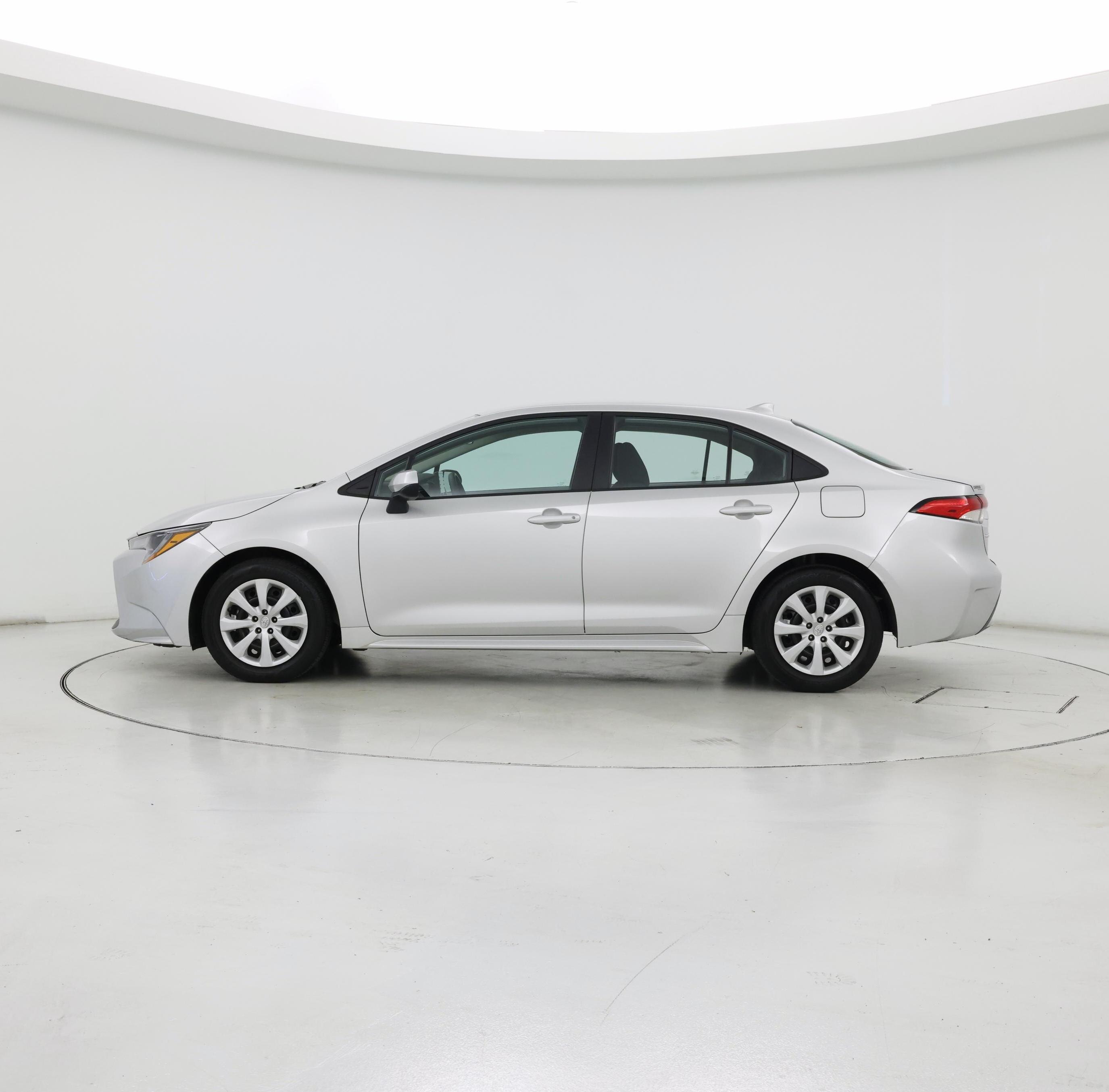 Thumbnail: 2022 Toyota Corolla - 3