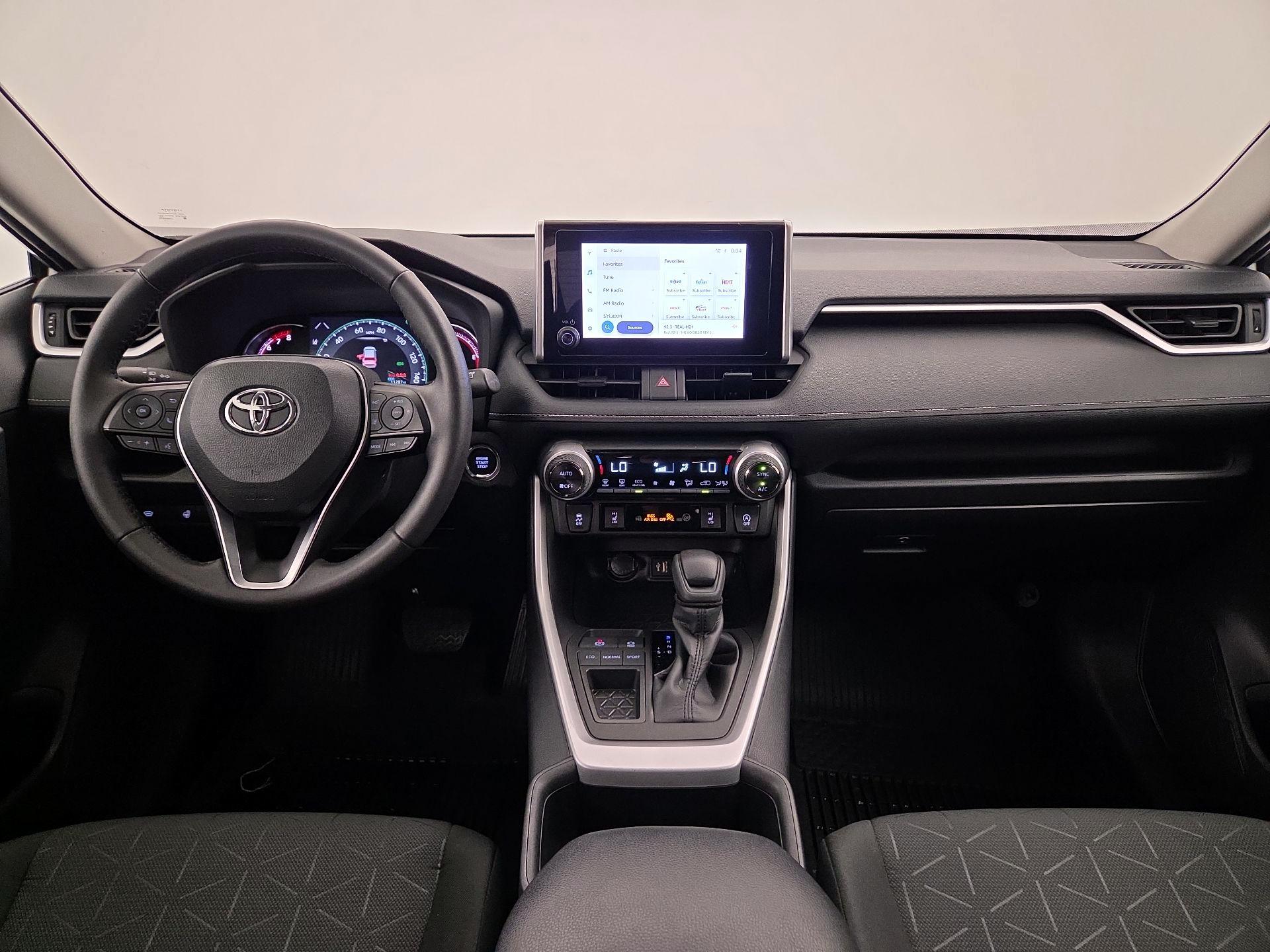 Thumbnail: 2024 Toyota RAV4 - 9