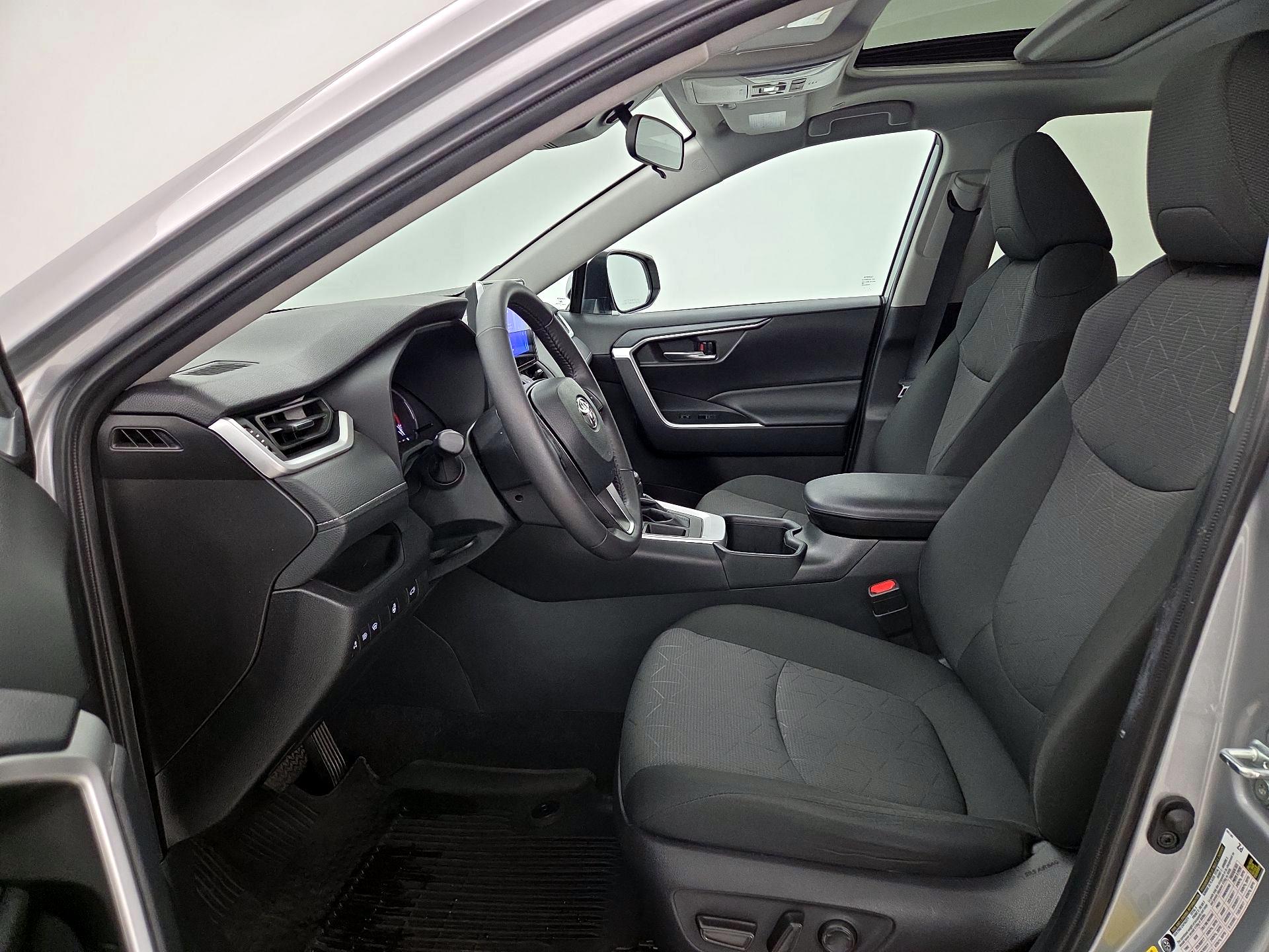 Thumbnail: 2024 Toyota RAV4 - 11