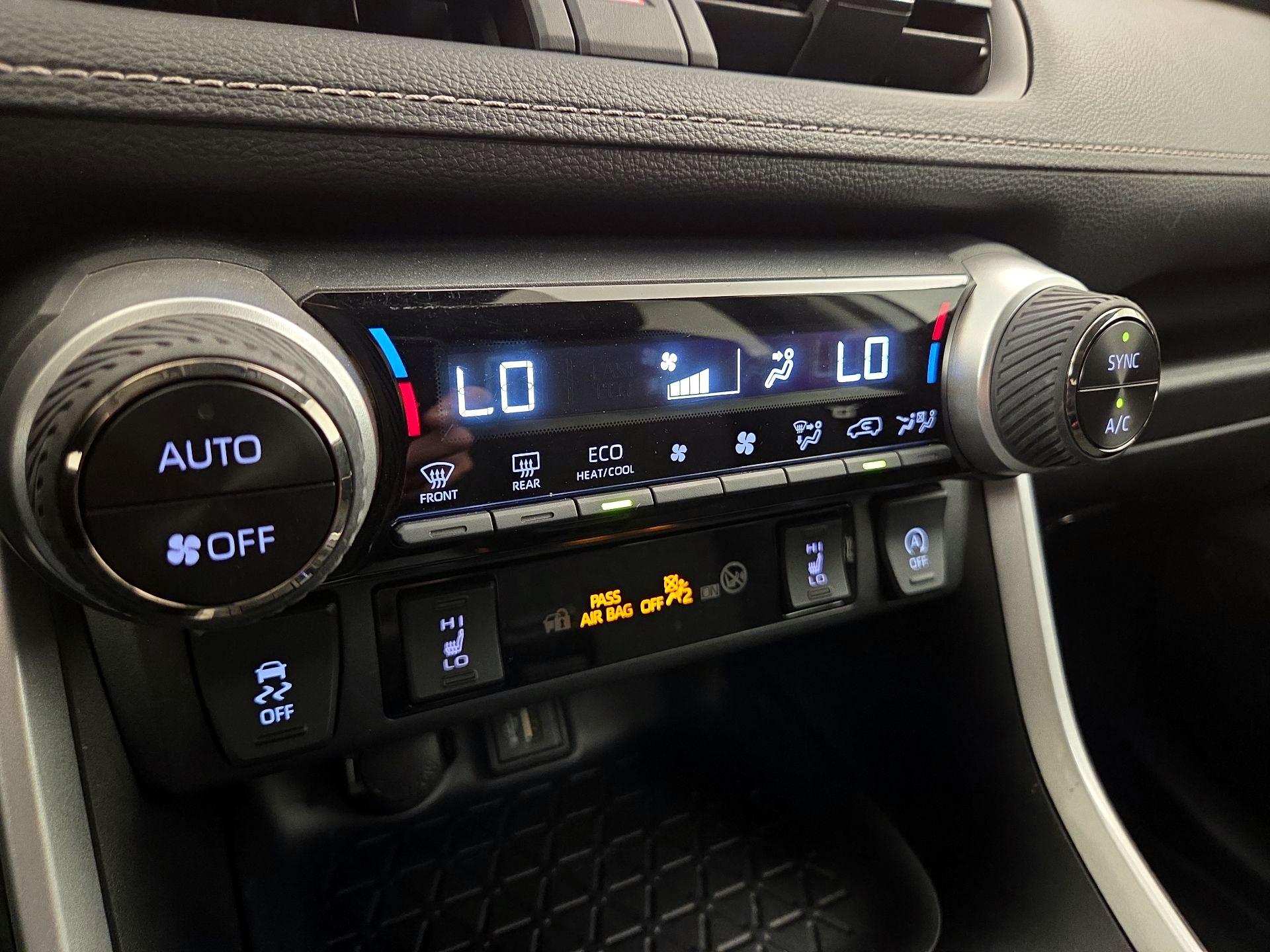 Thumbnail: 2024 Toyota RAV4 - 16