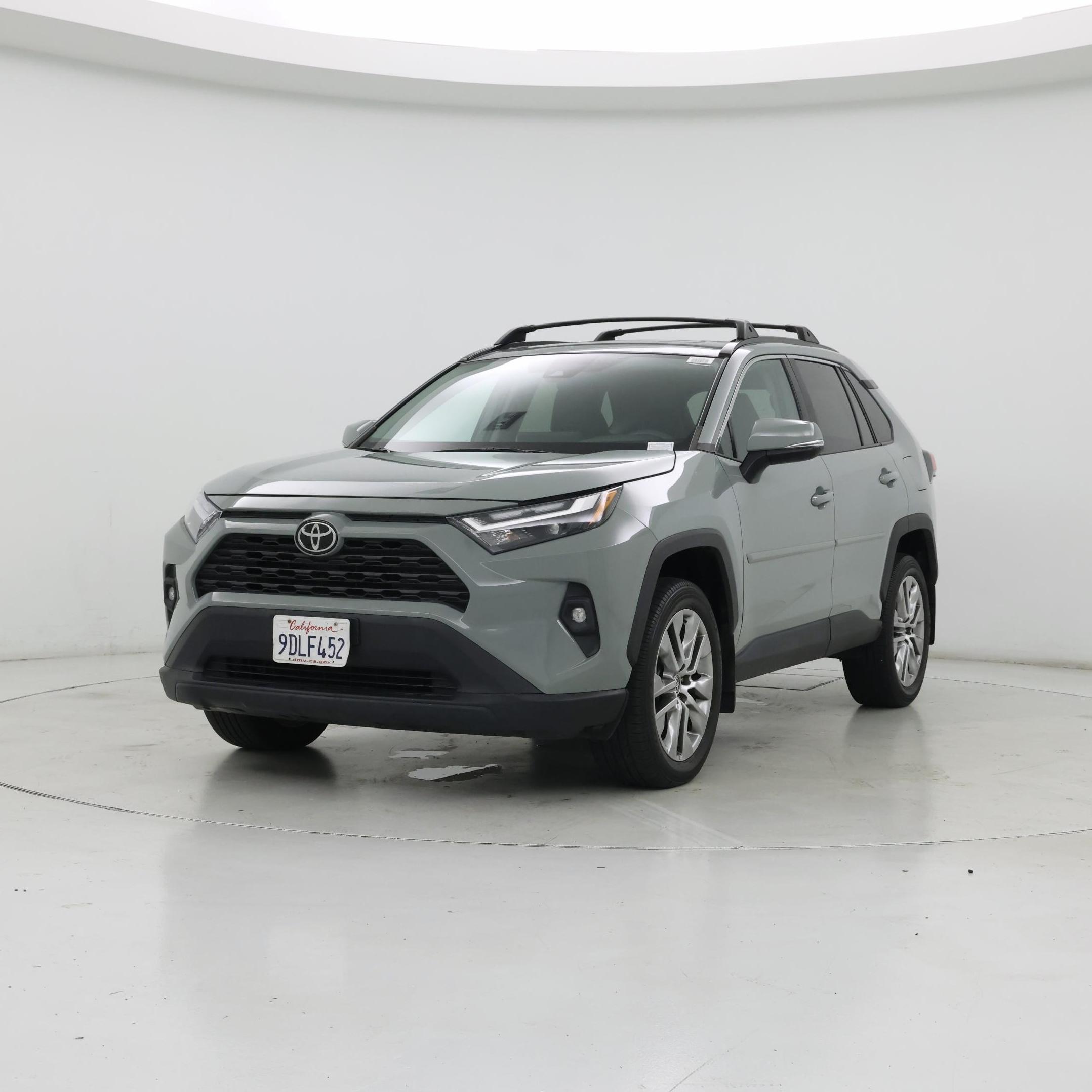 Thumbnail: 2022 Toyota RAV4 - 4
