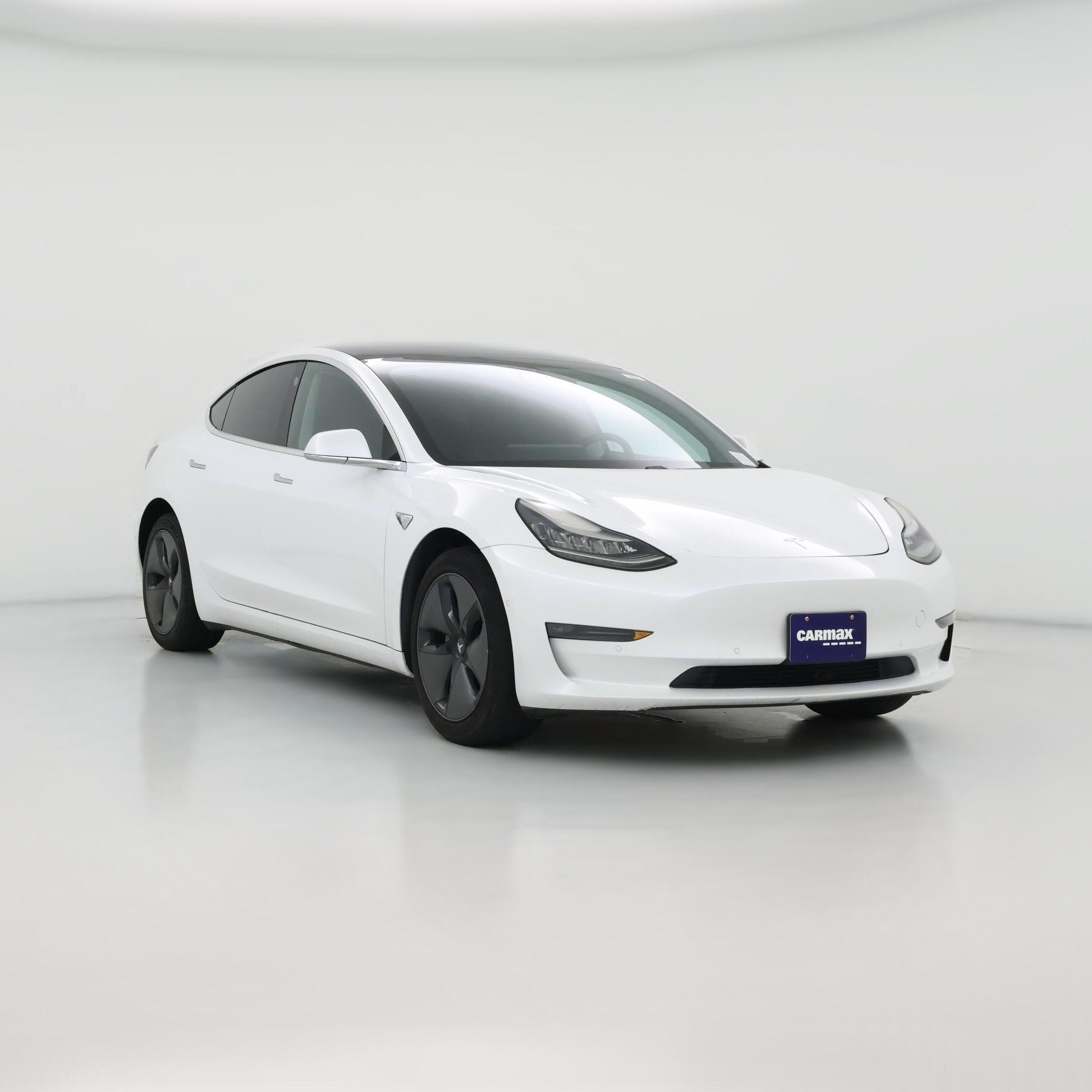 Thumbnail: 2019 Tesla Model 3 - 1