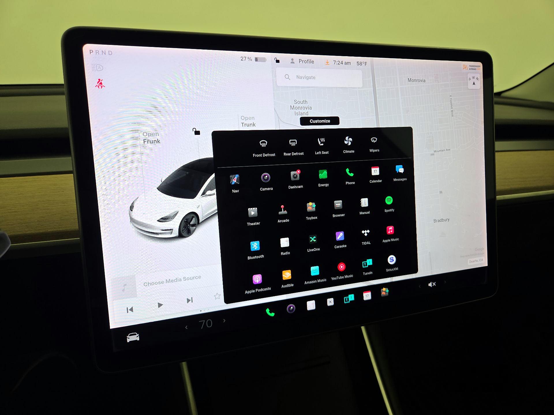 Thumbnail: 2019 Tesla Model 3 - 15
