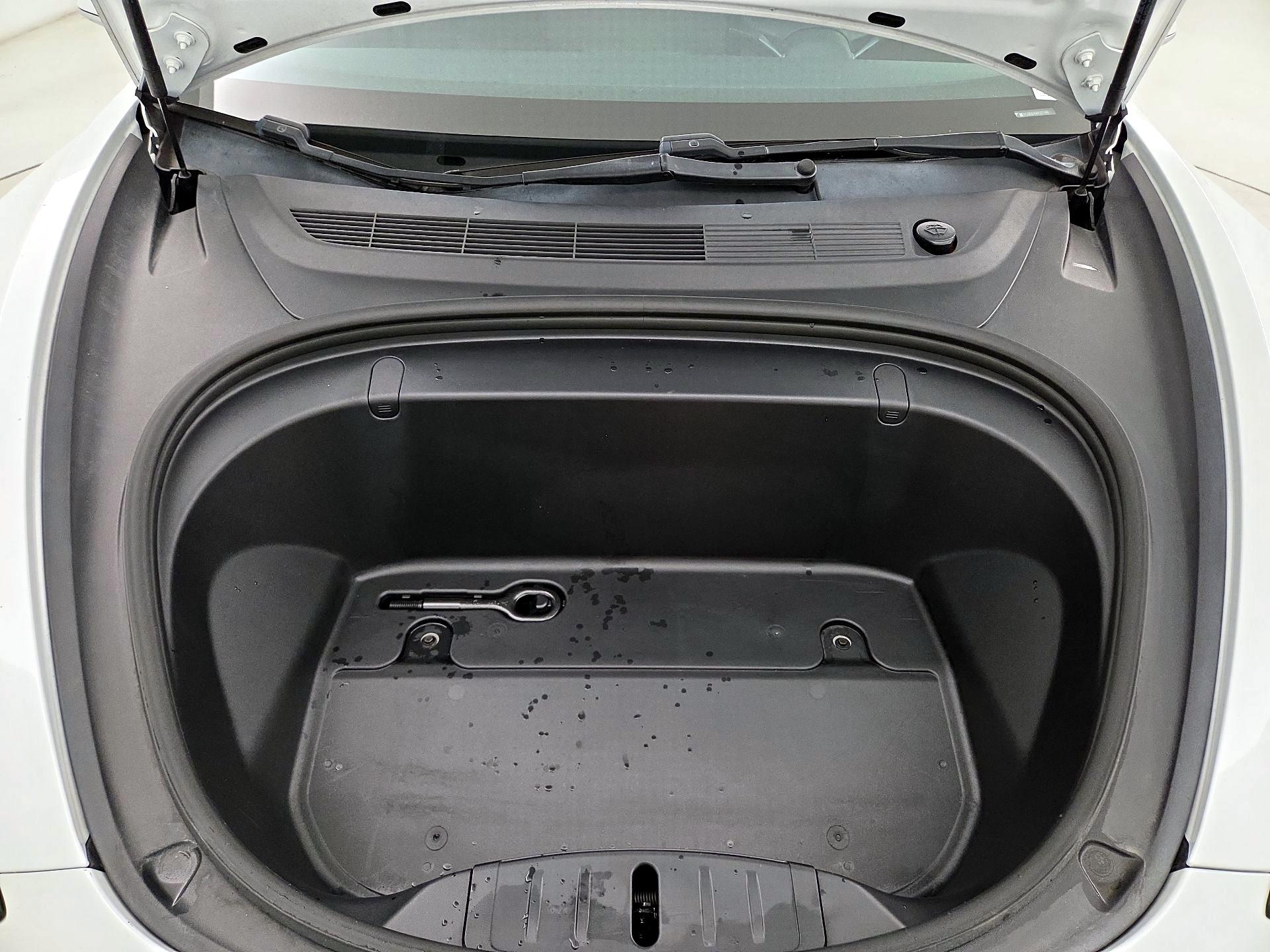 Thumbnail: 2019 Tesla Model 3 - 20