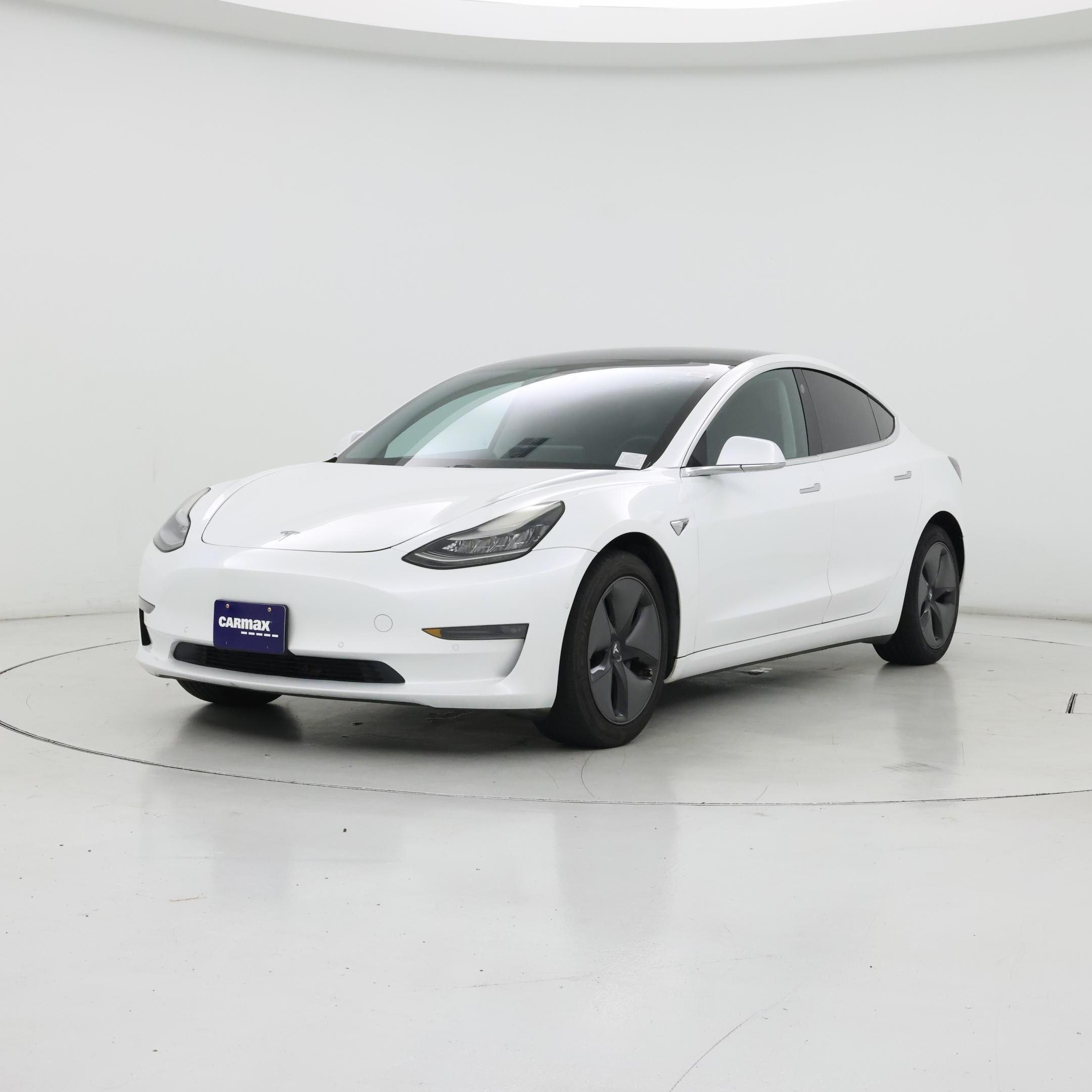 Thumbnail: 2019 Tesla Model 3 - 4